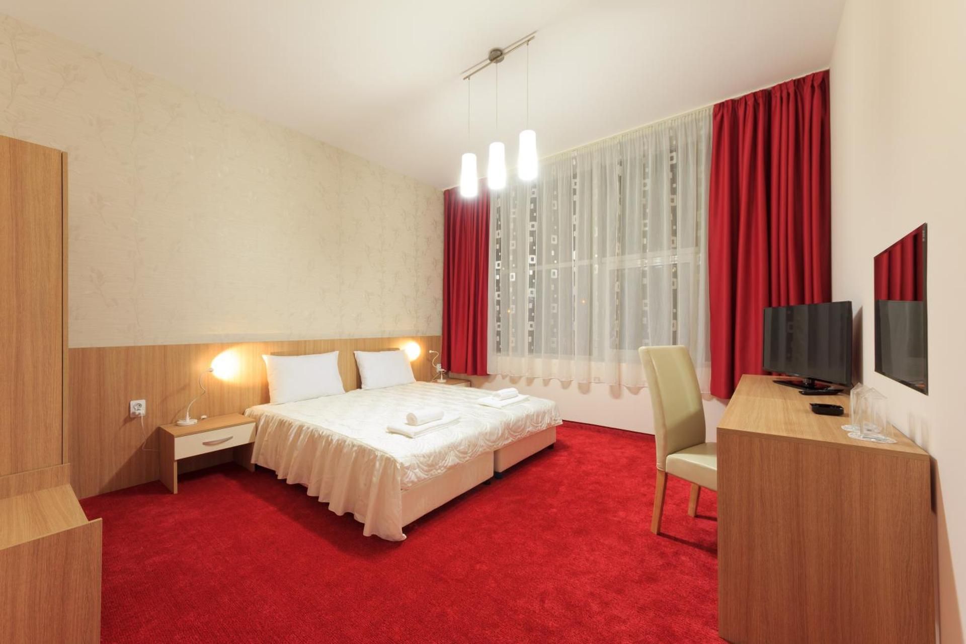 Double or Twin Room with Private Bathroom
