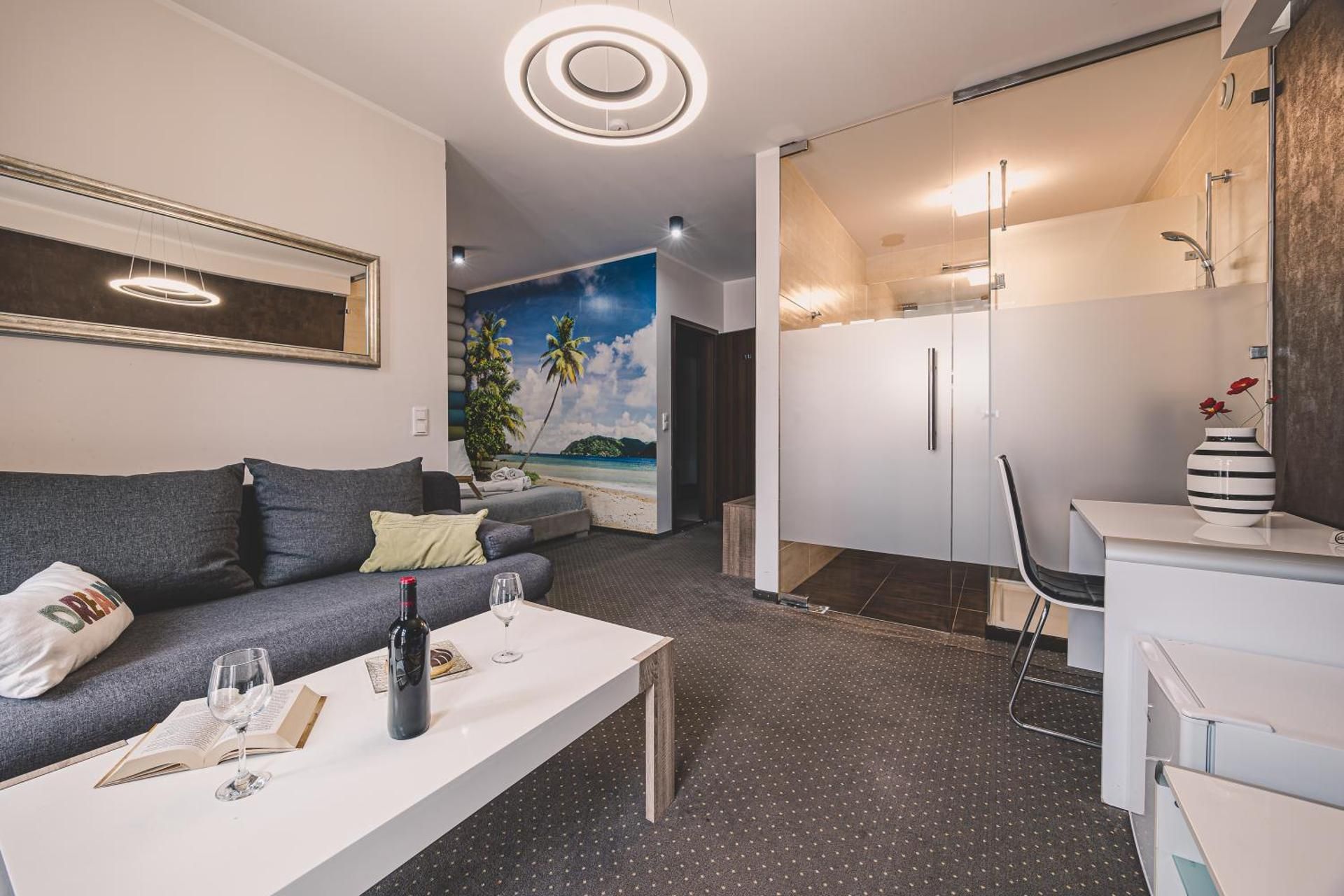 King Studio with Sofa Bed