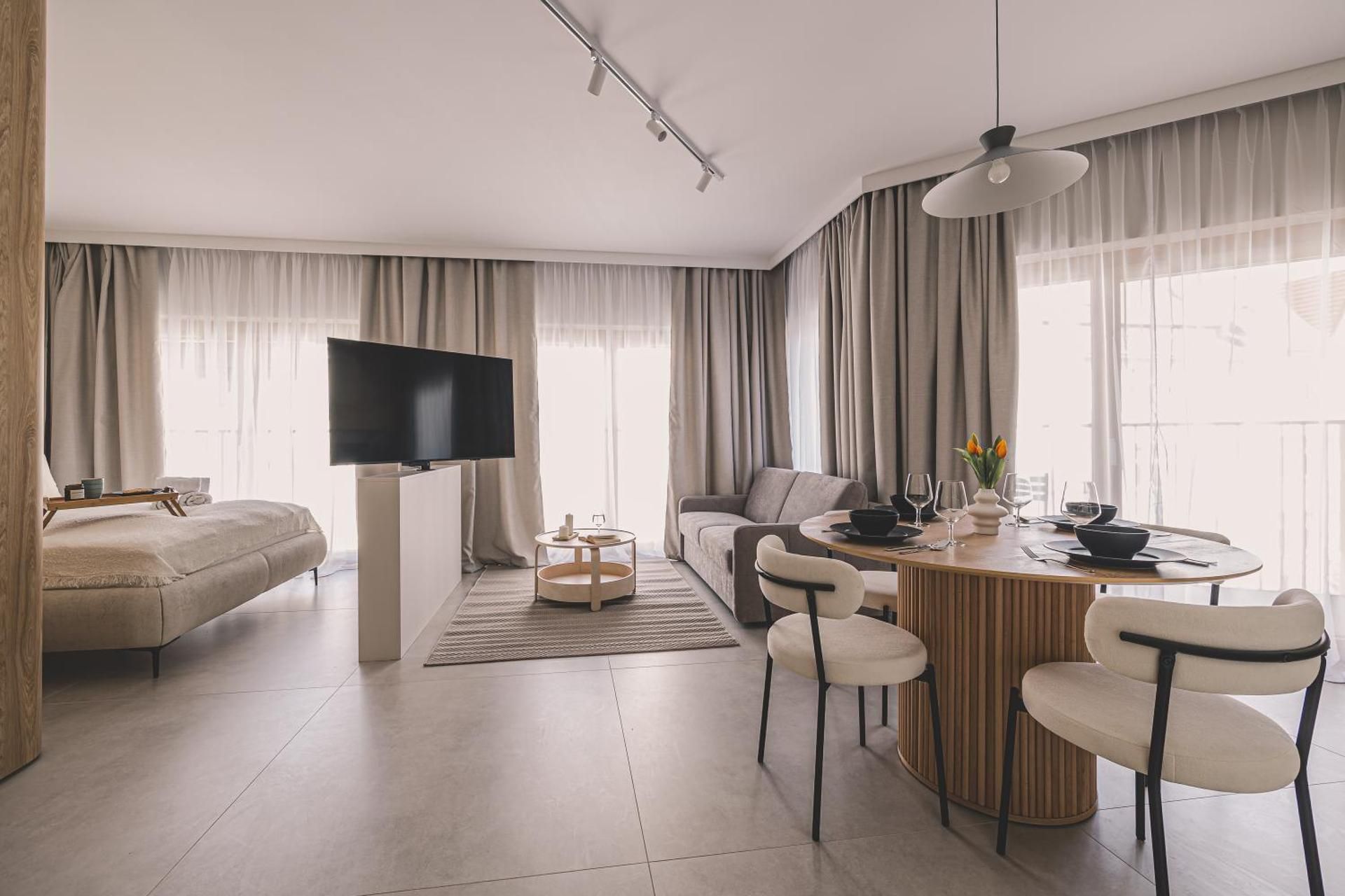 Studio with Sofa Bed