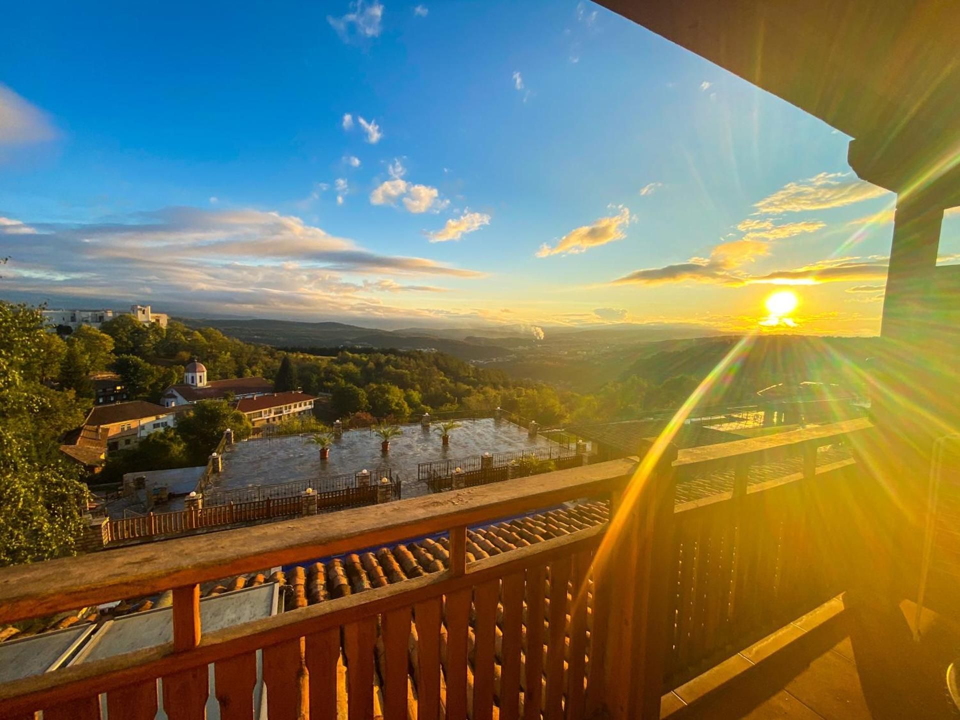 Deluxe Double Room with Panoramic View of Veliko Tarnovo