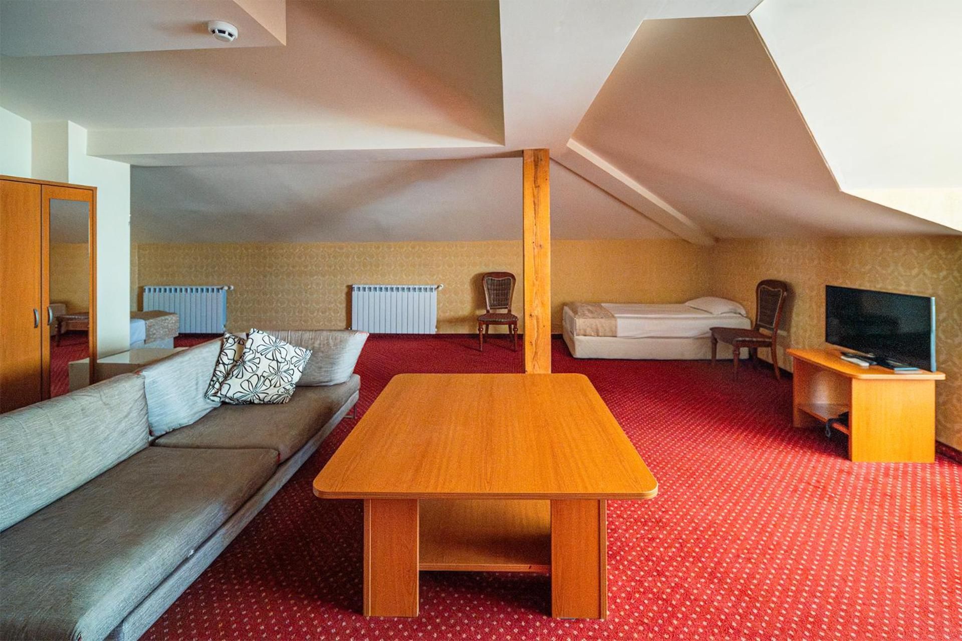 Suite - Top Floor (No Balcony) - Free Relax Zone