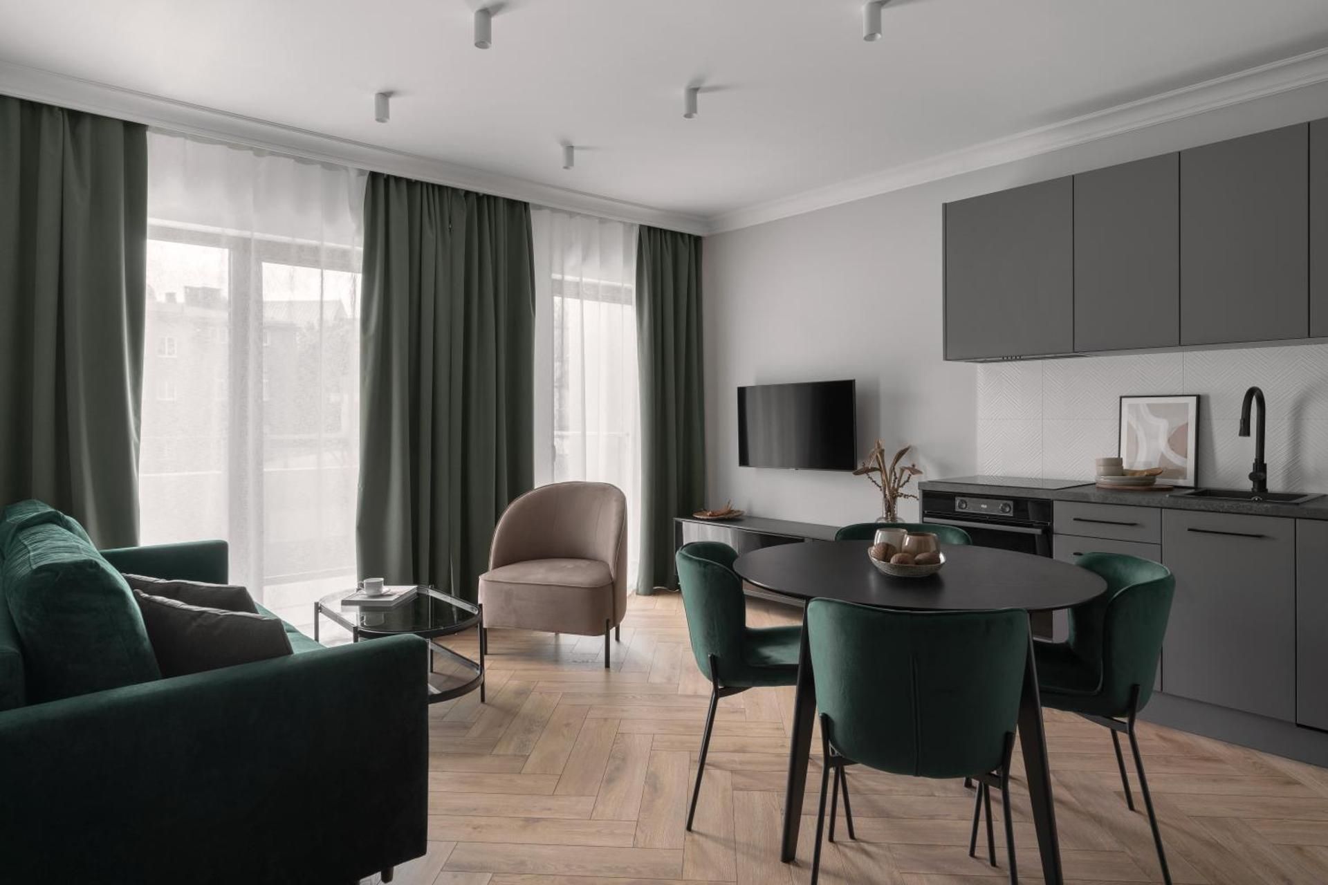 One-Bedroom Apartment