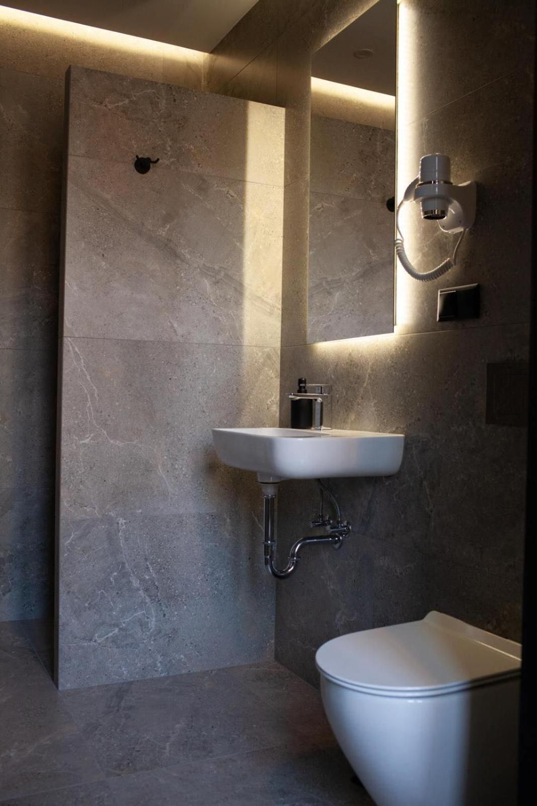 Single Room With Private Bathroom