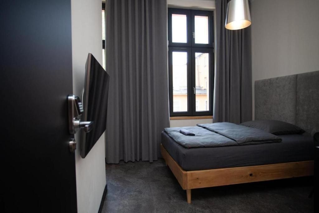 Single Room With Private Bathroom
