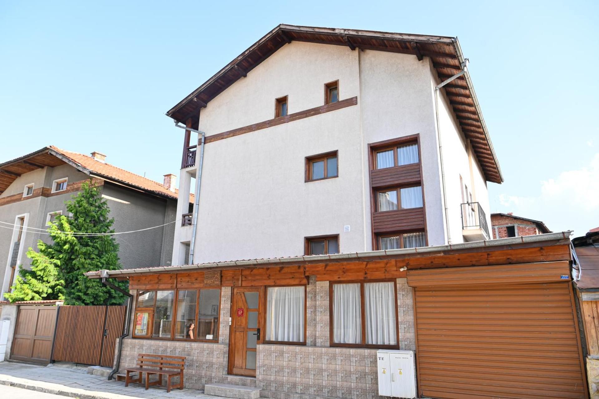 Guest House 7