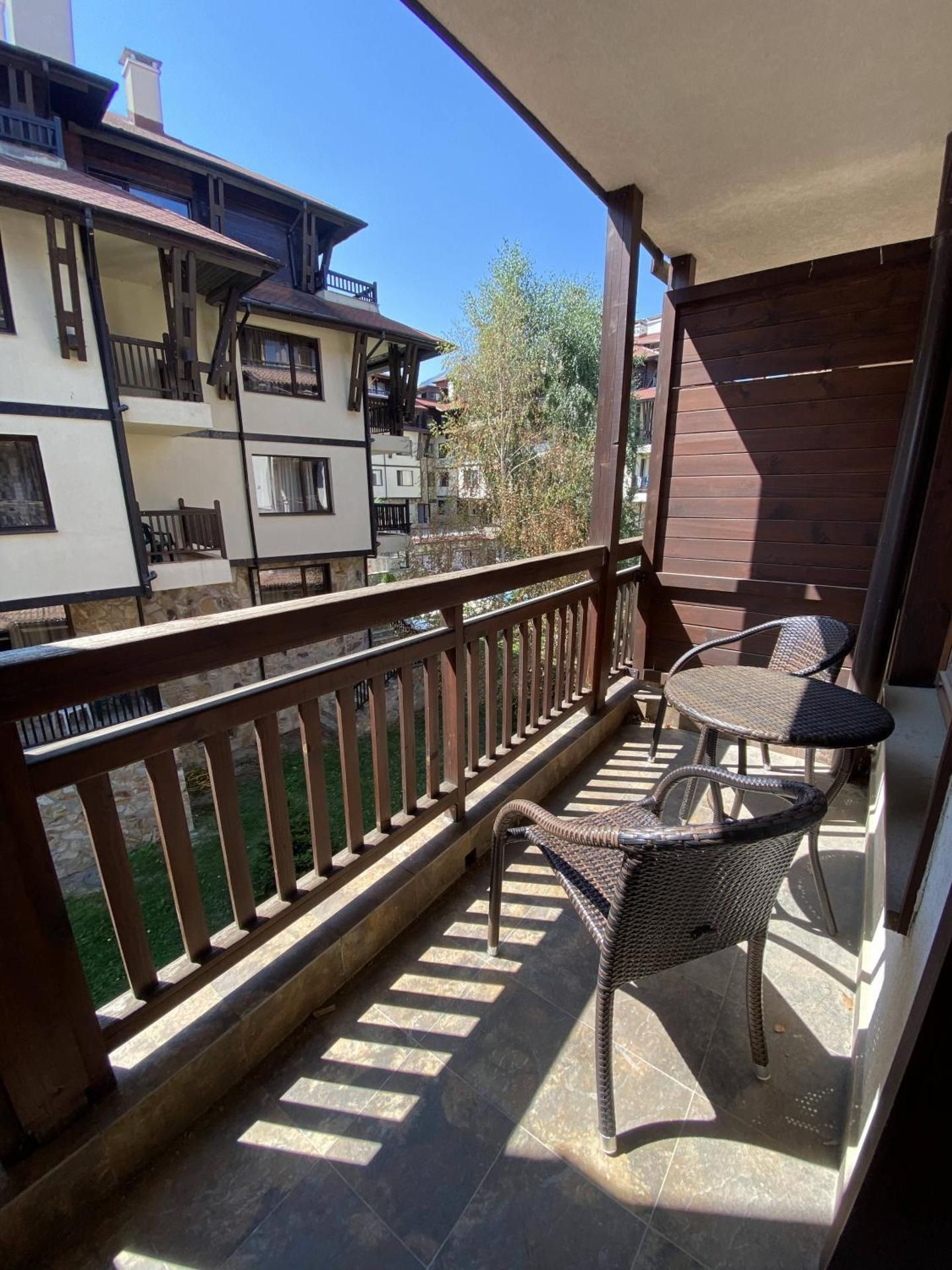 Deluxe One-Bedroom Apartment with Garden View