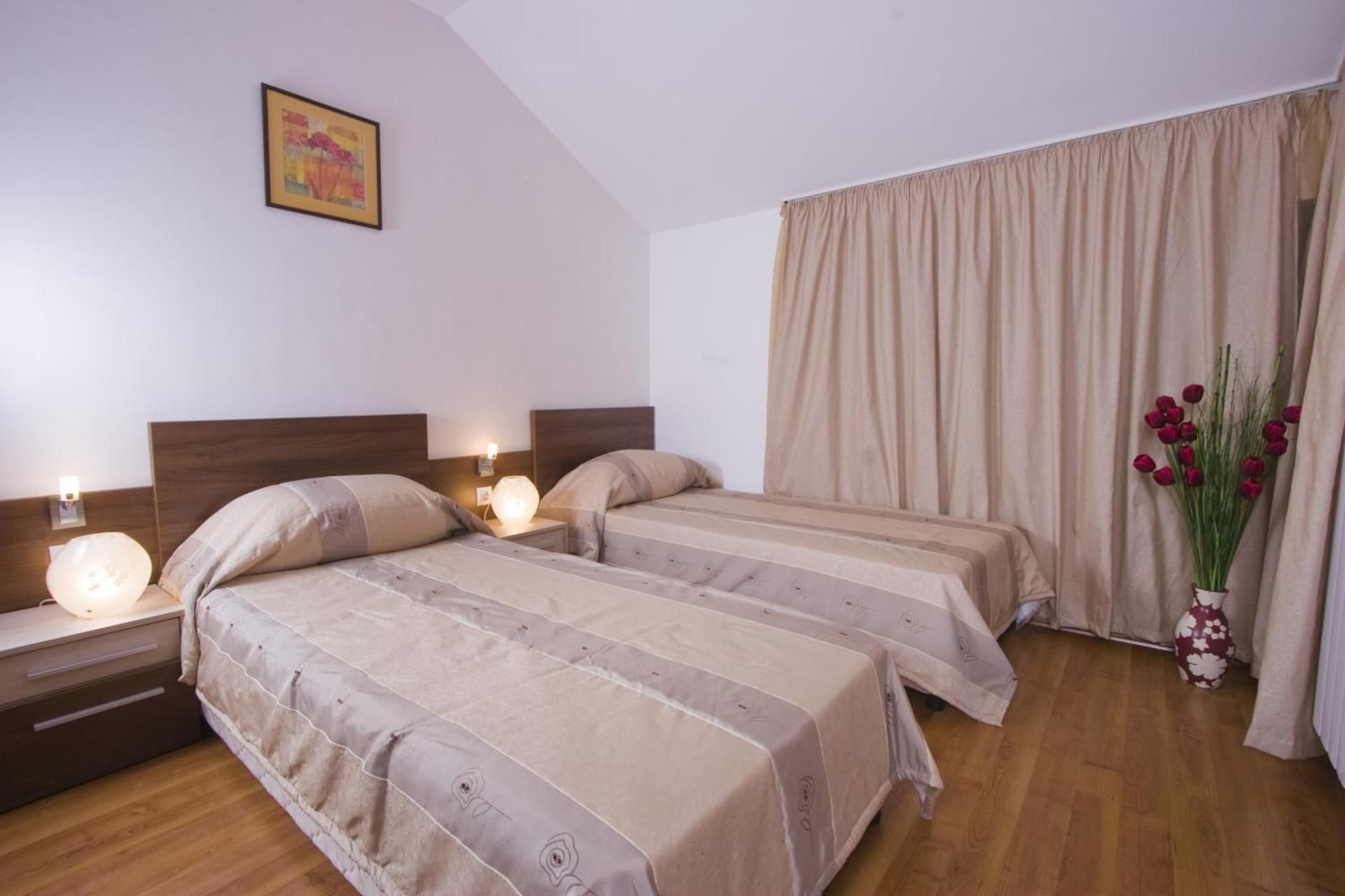 One-Bedroom Apartment with Balcony