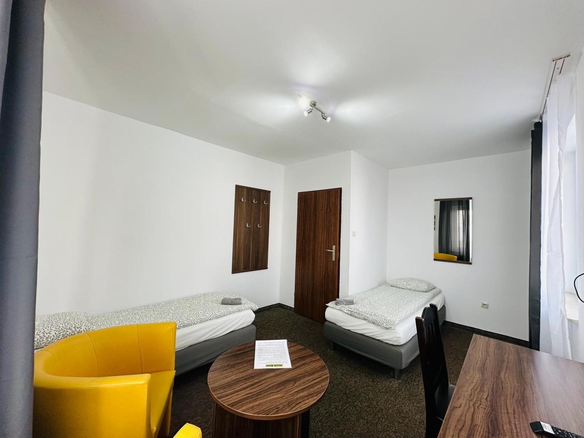 Standard Double Room with Shared Bathroom