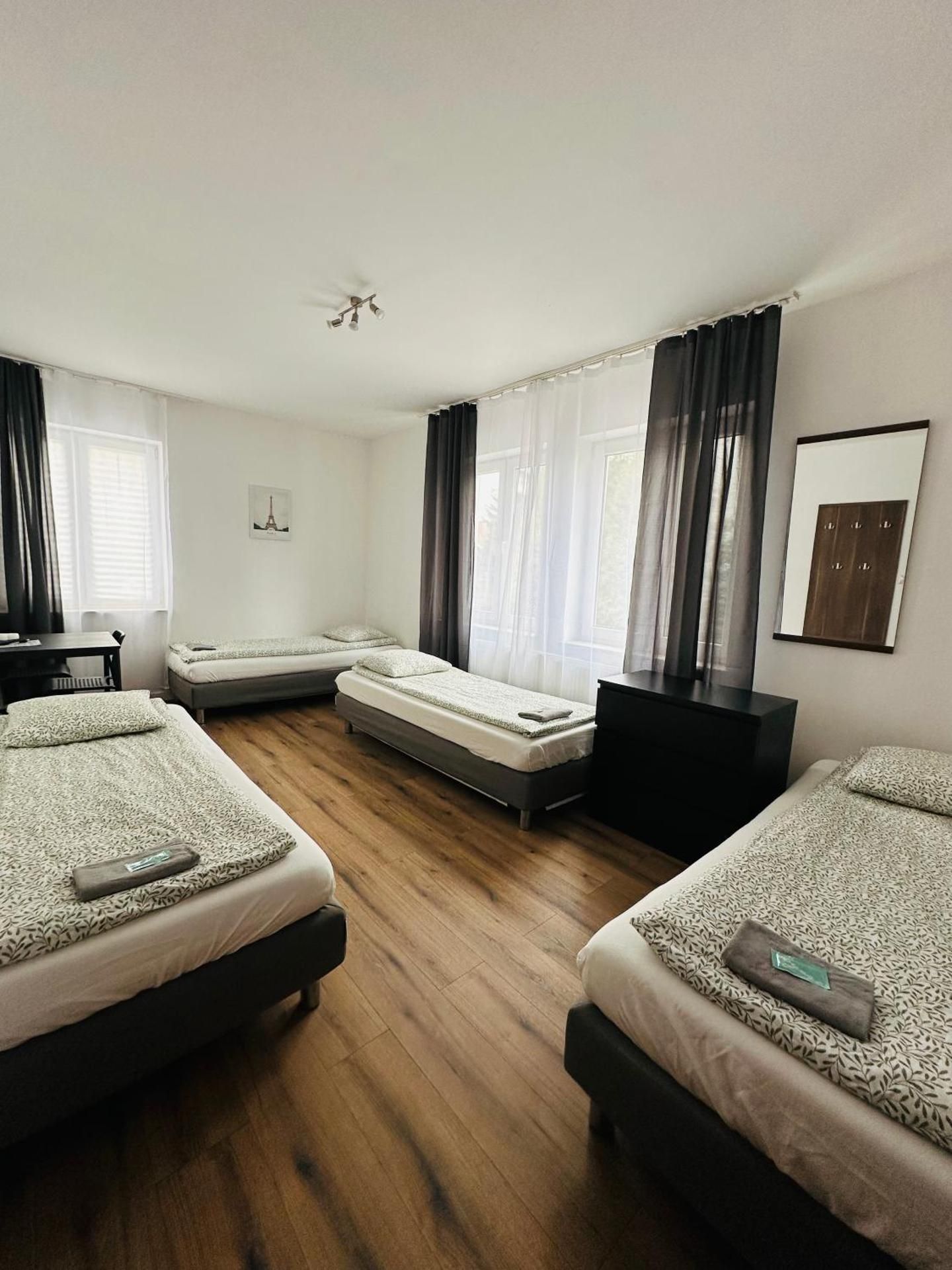 Quadruple Room with Private Bathroom