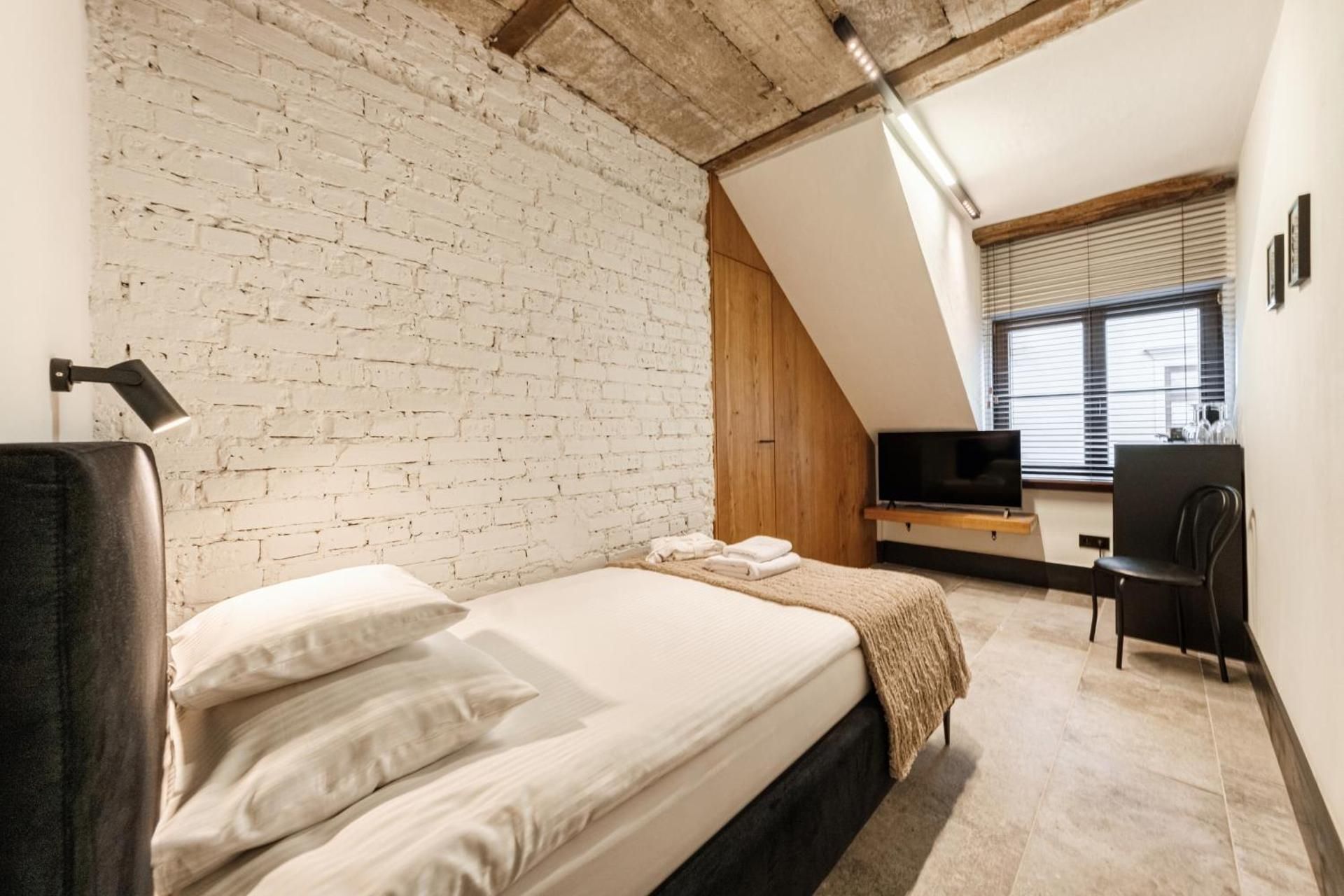 Deluxe Single Room