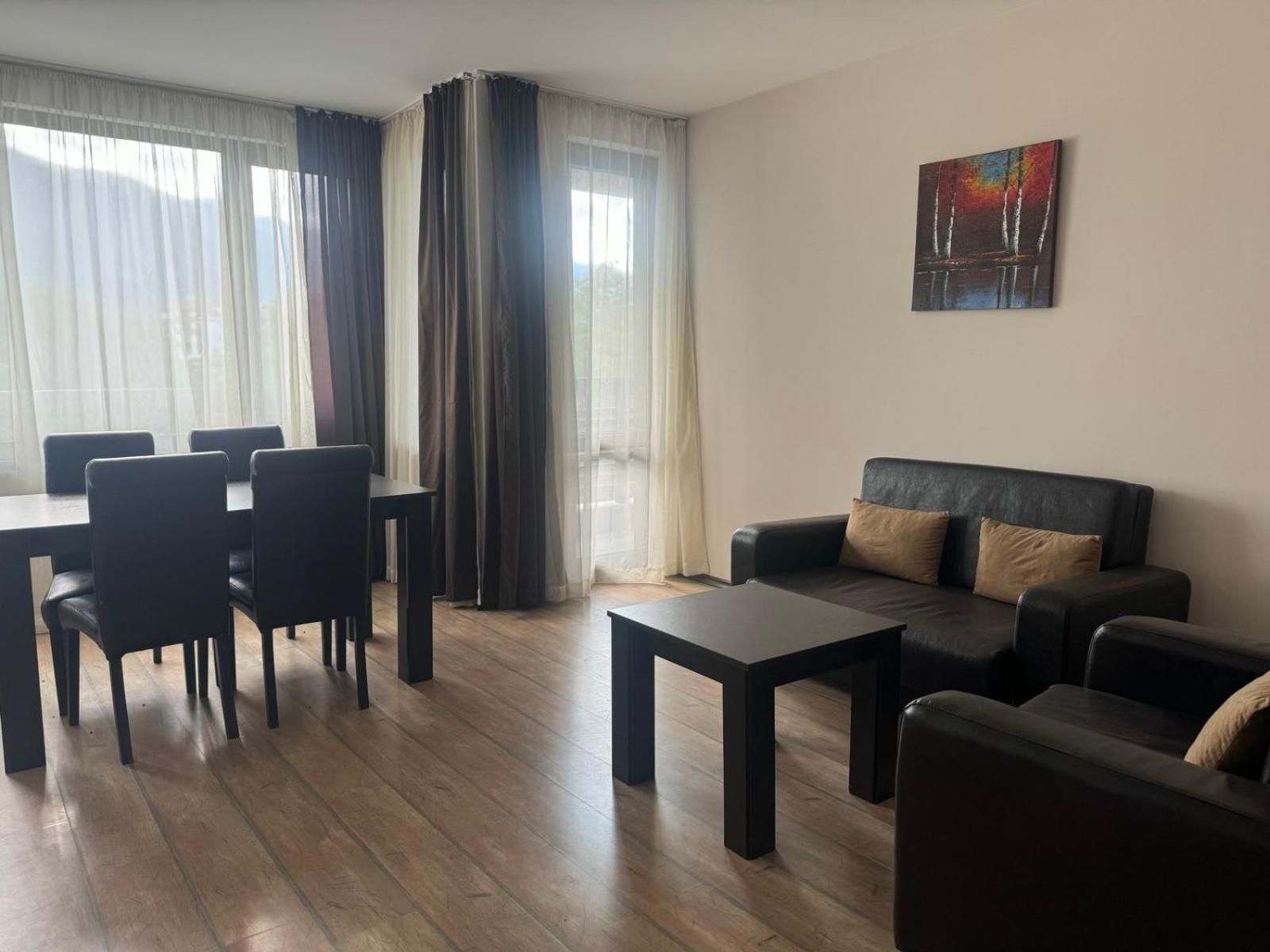 Two-Bedroom Apartment with Mountain View