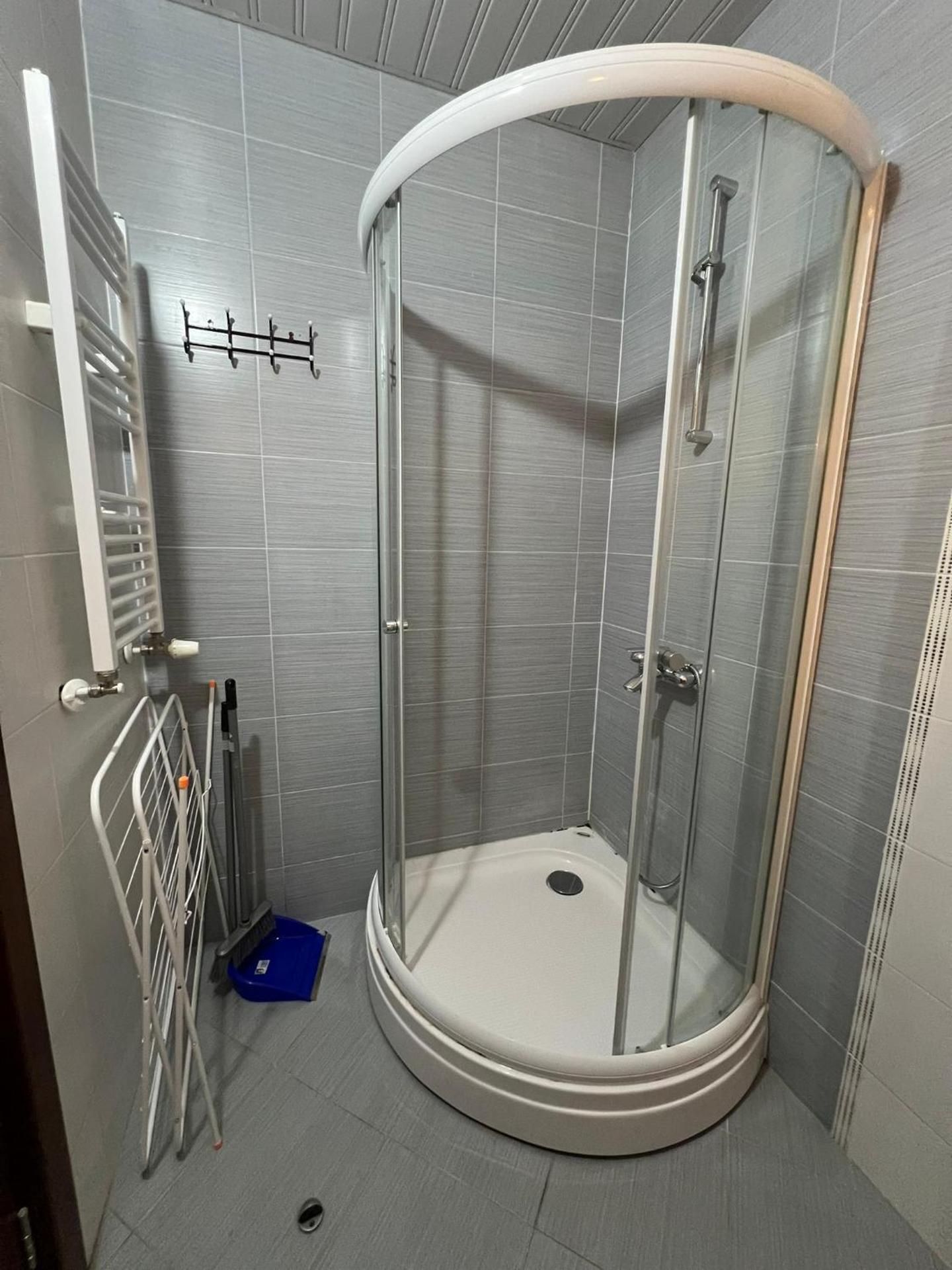 One-Bedroom Apartment with Balcony