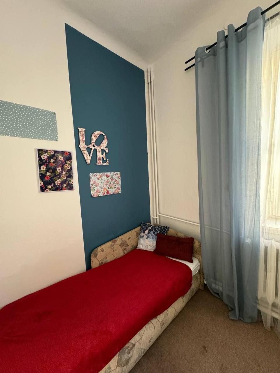 Small Single Room