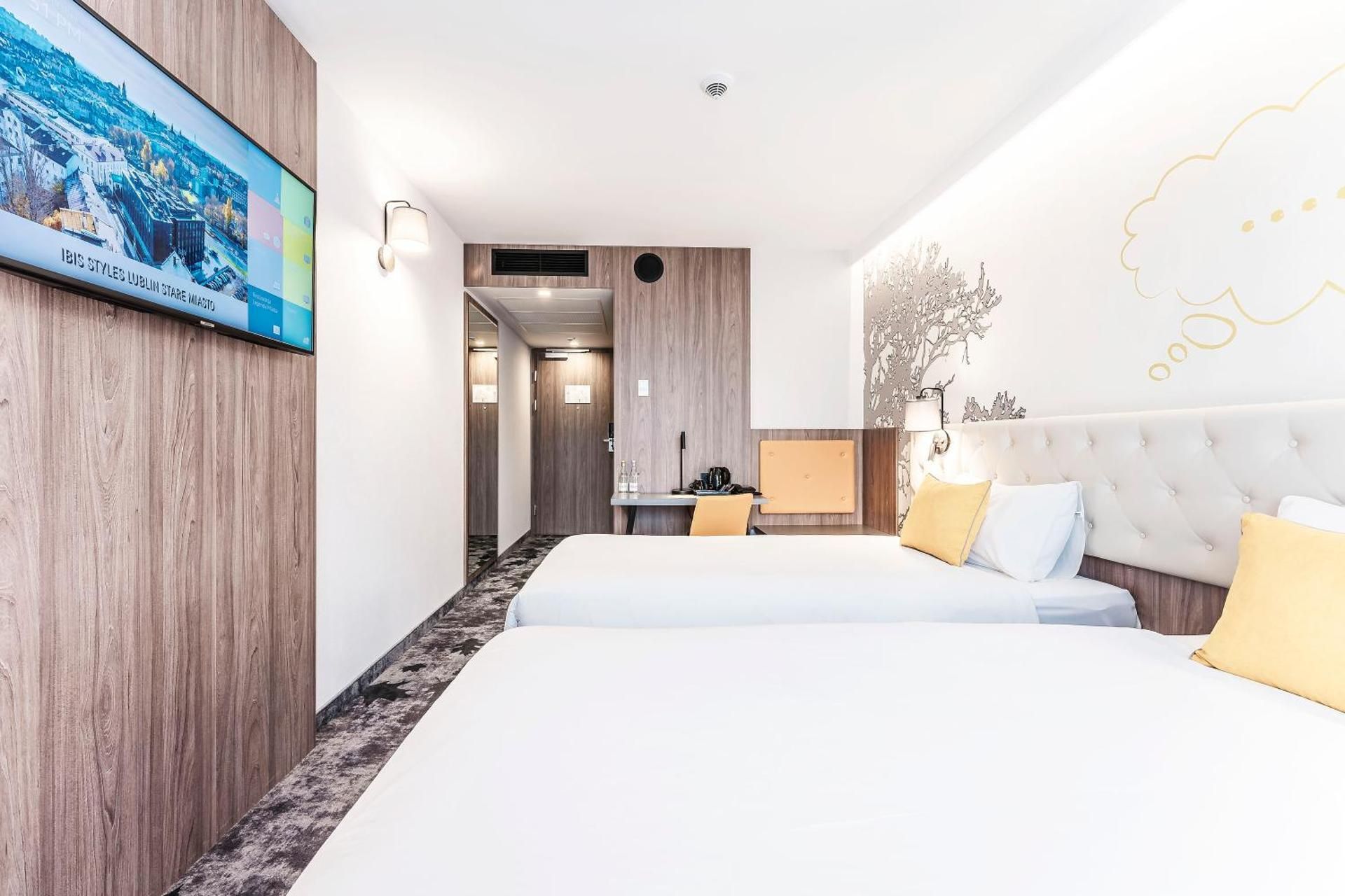 Standard Room with 2 Single Beds