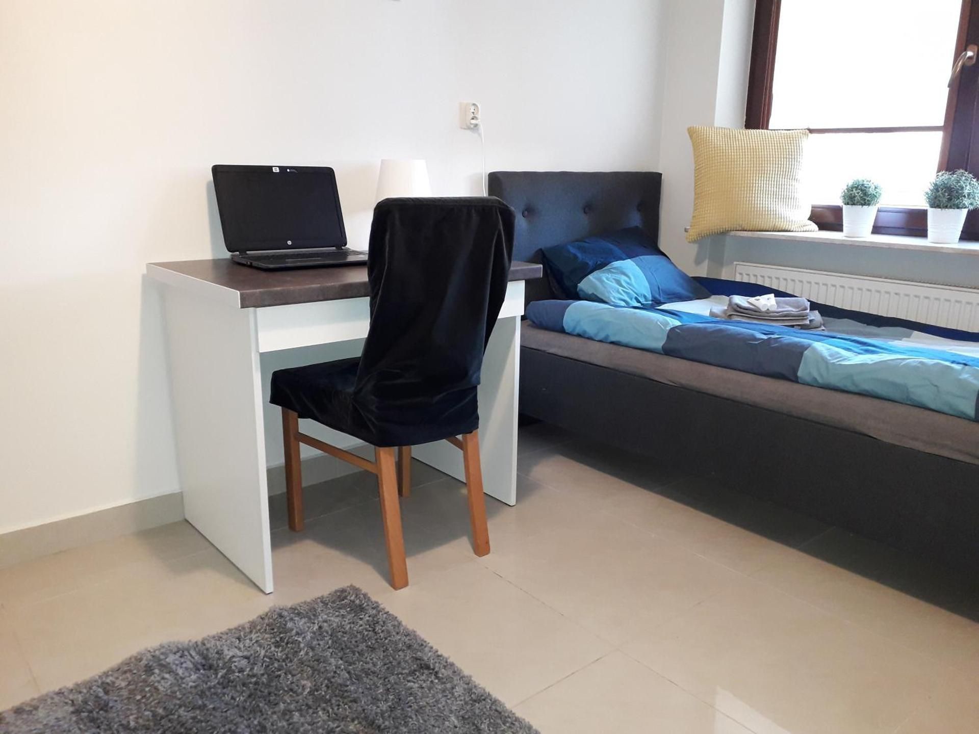 Standard Single Room with Shared Bathroom