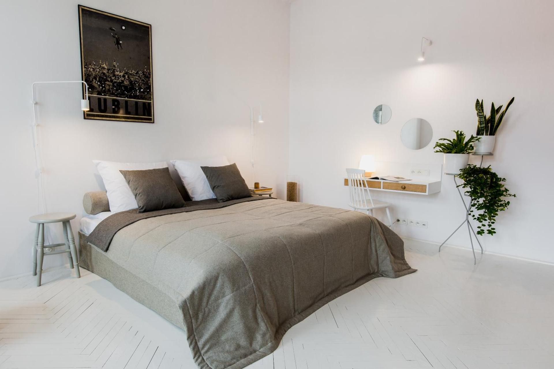Apartment with Balcony