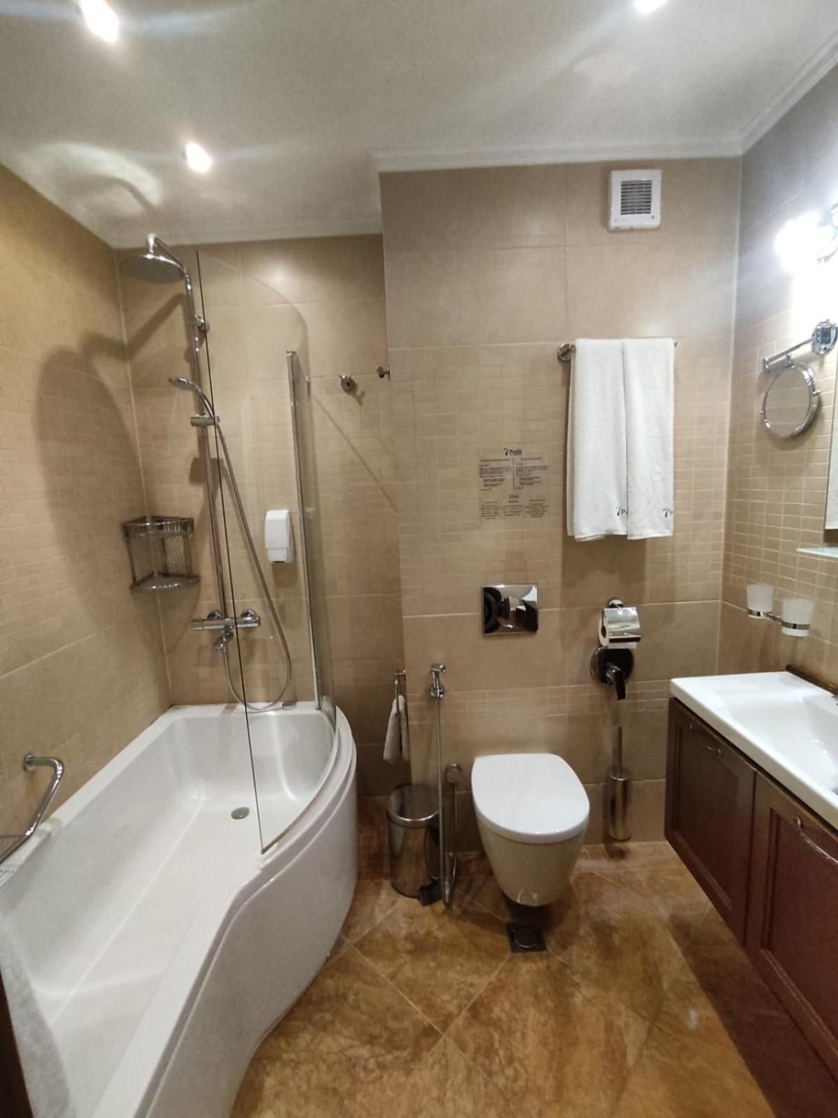 Two-Bedroom Superior Apartment (4 adults +  1 Adult or Child) on the first floor