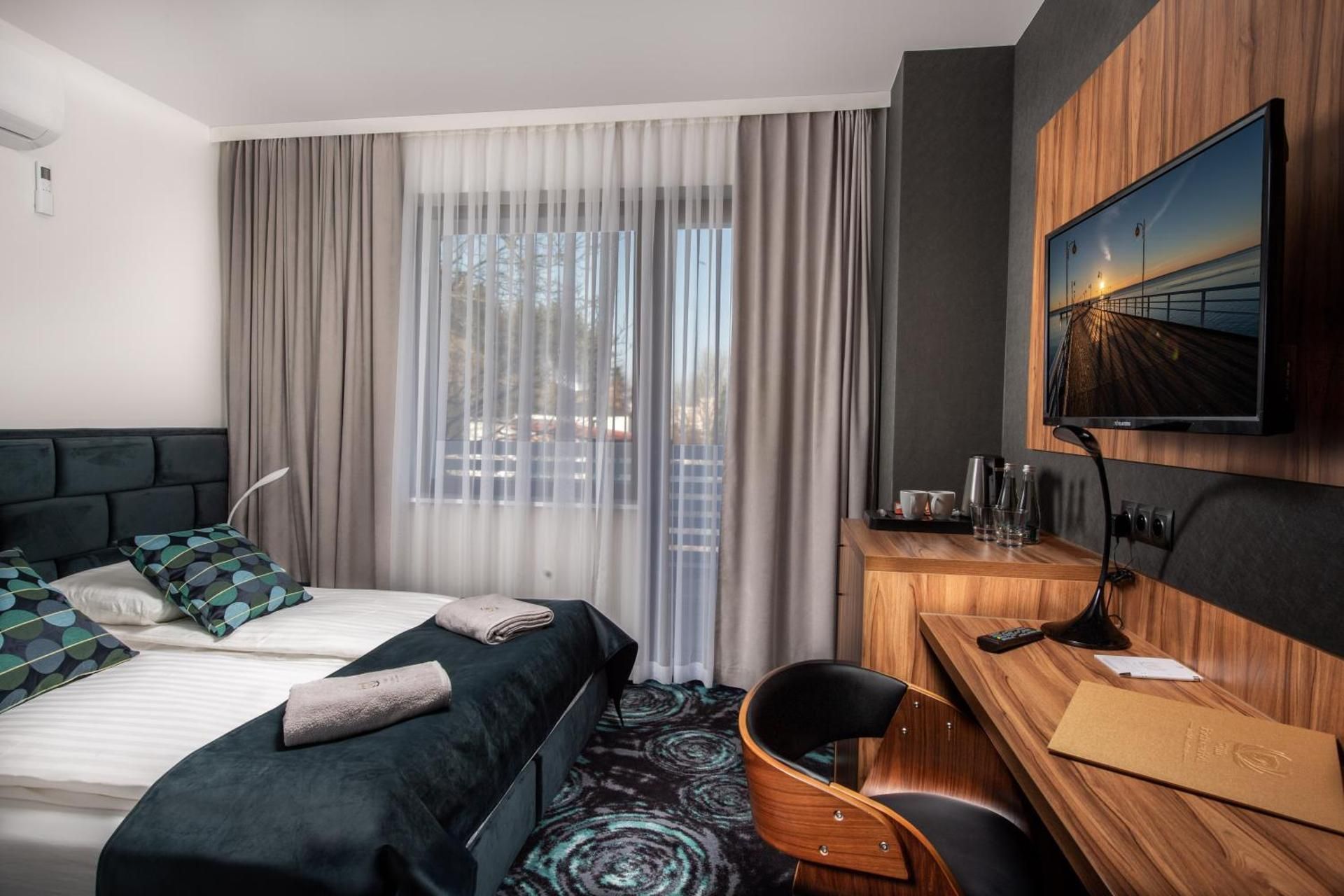 Deluxe Double or Twin Room