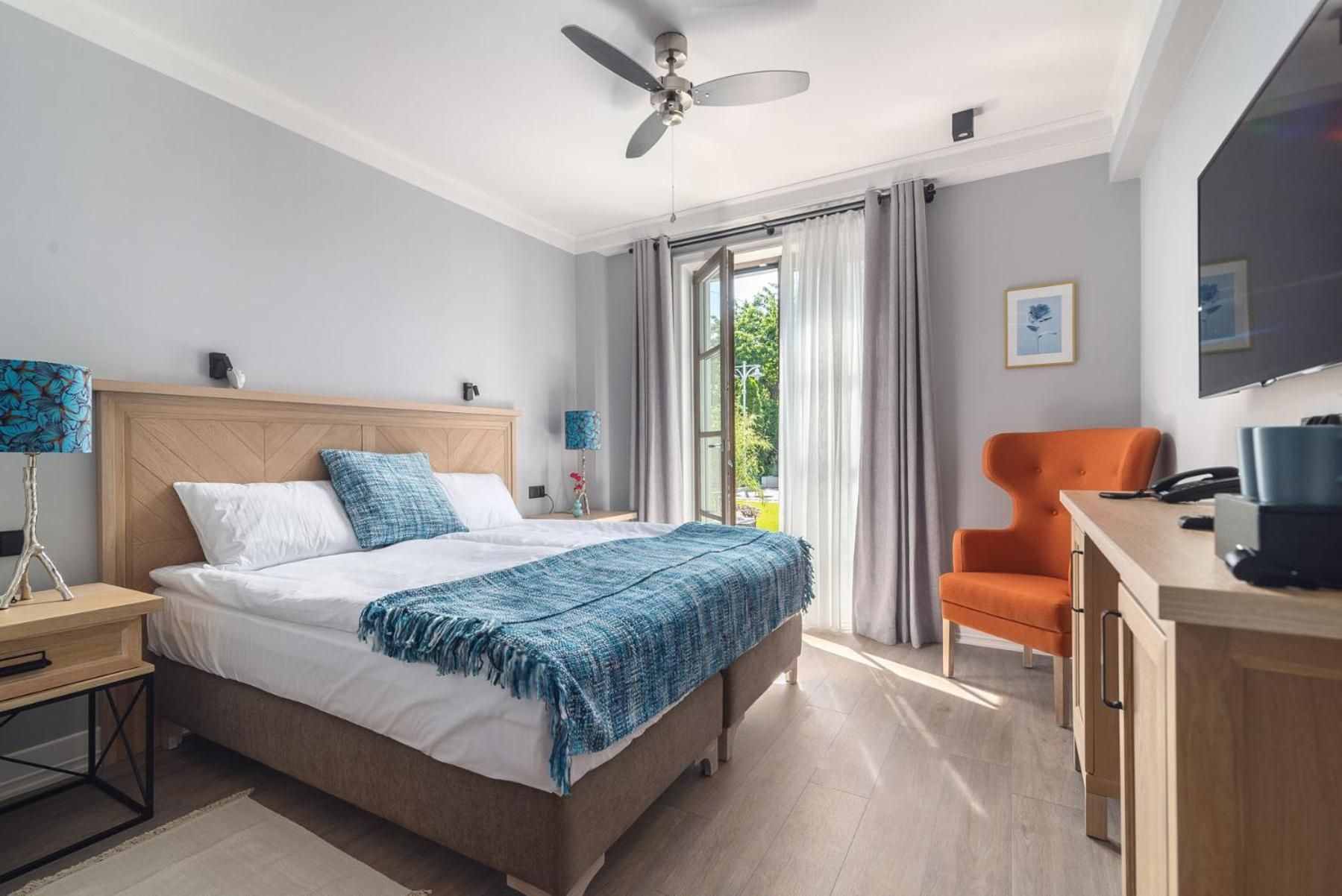 King Room with Garden View