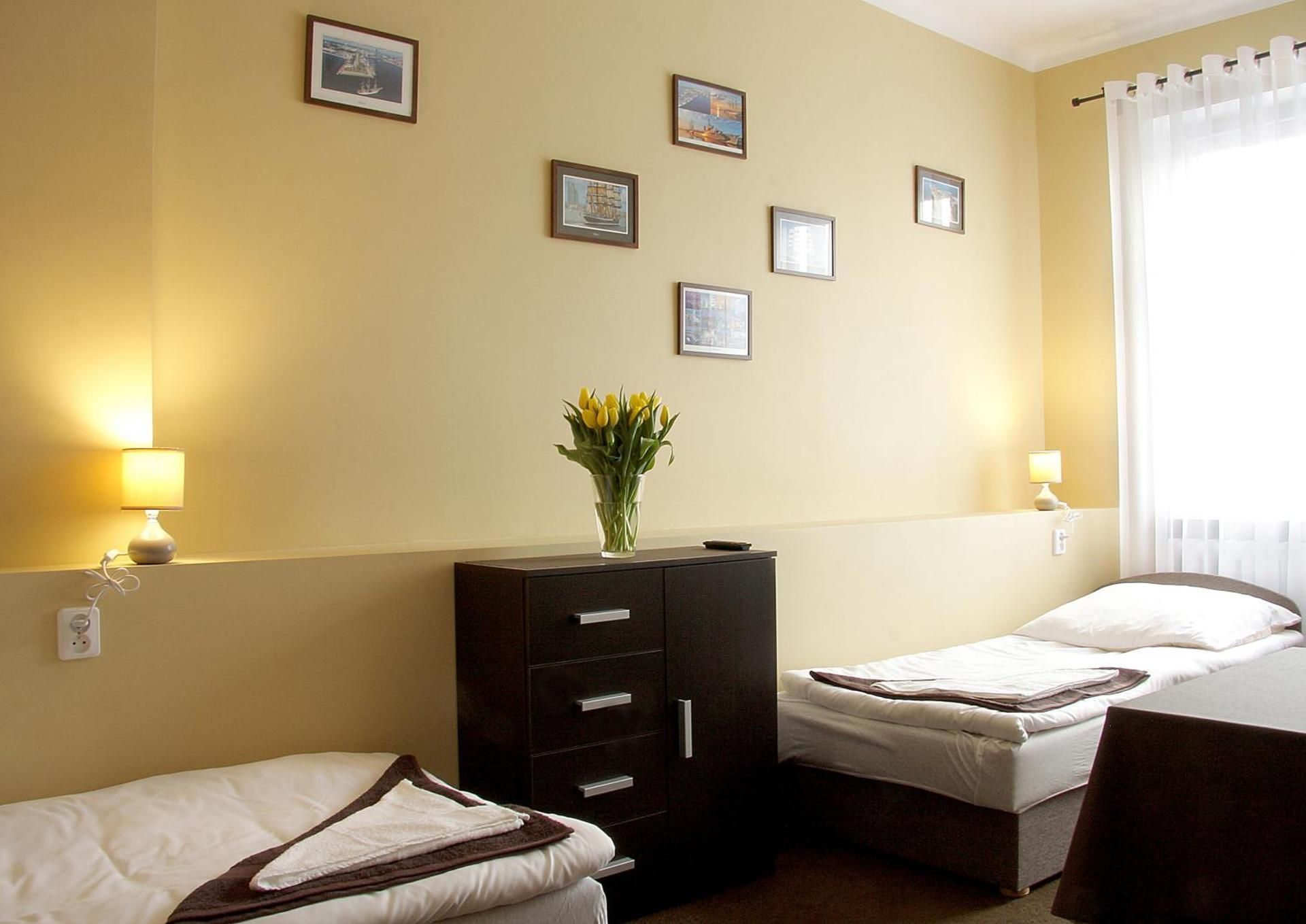 Twin Room with Bathroom