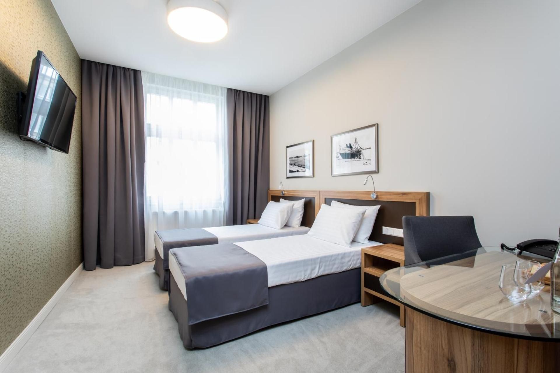 Large Double Room