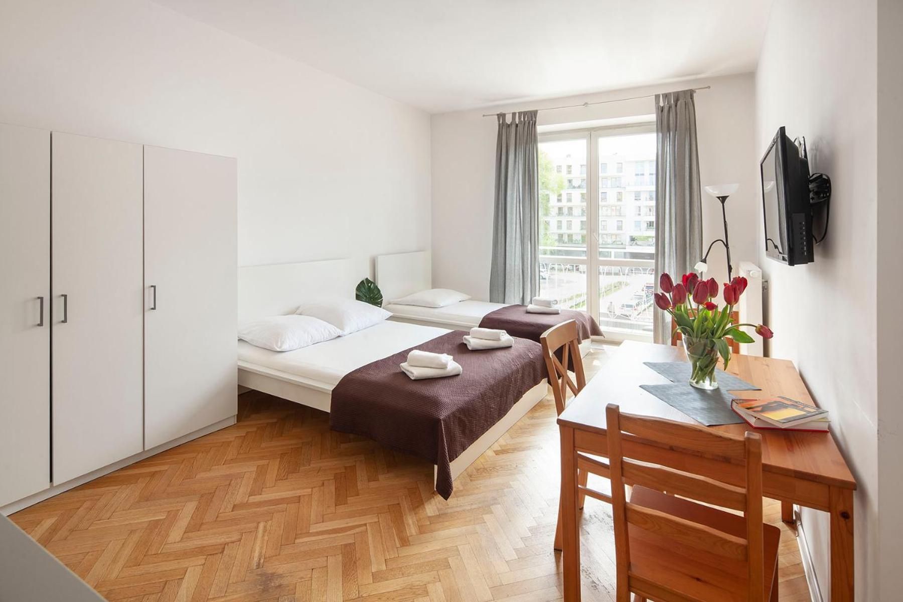 One-Bedroom Apartment with Balcony