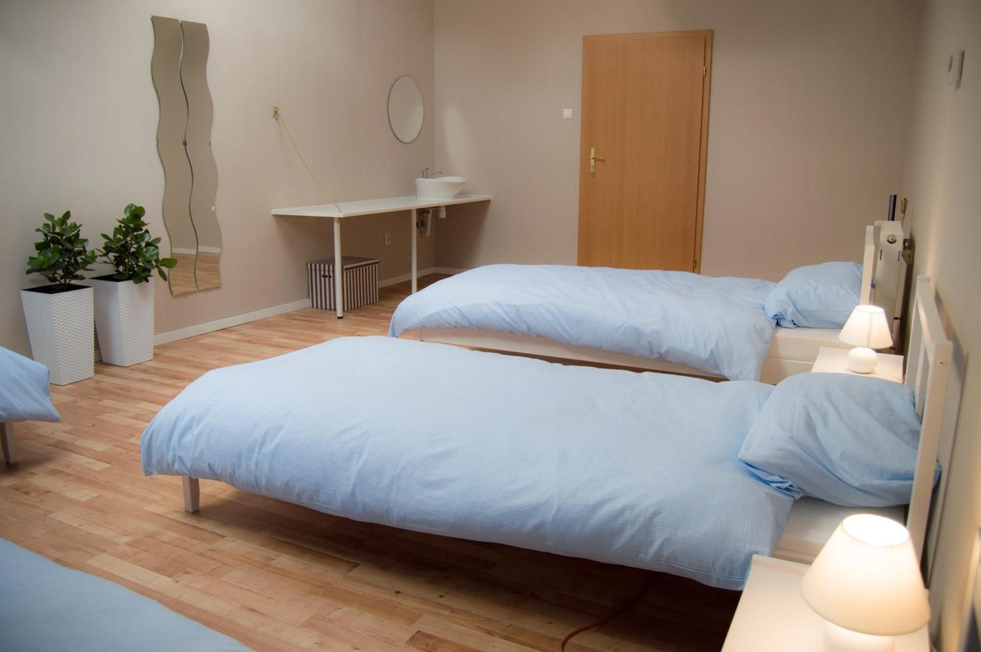 Quadruple Room with Shared Bathroom