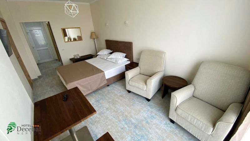 Standard Queen Room without Balcony