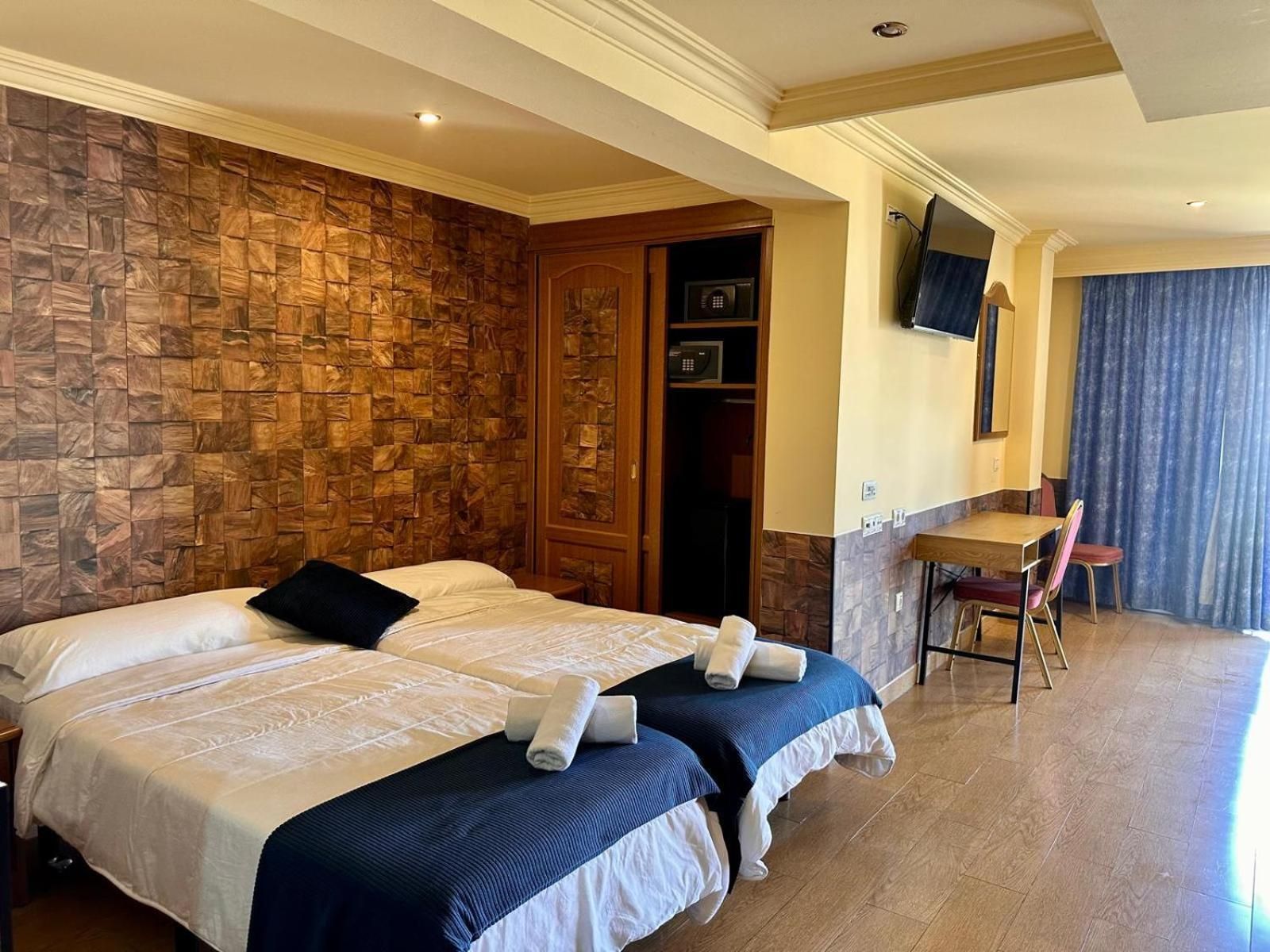 Superior Queen Room