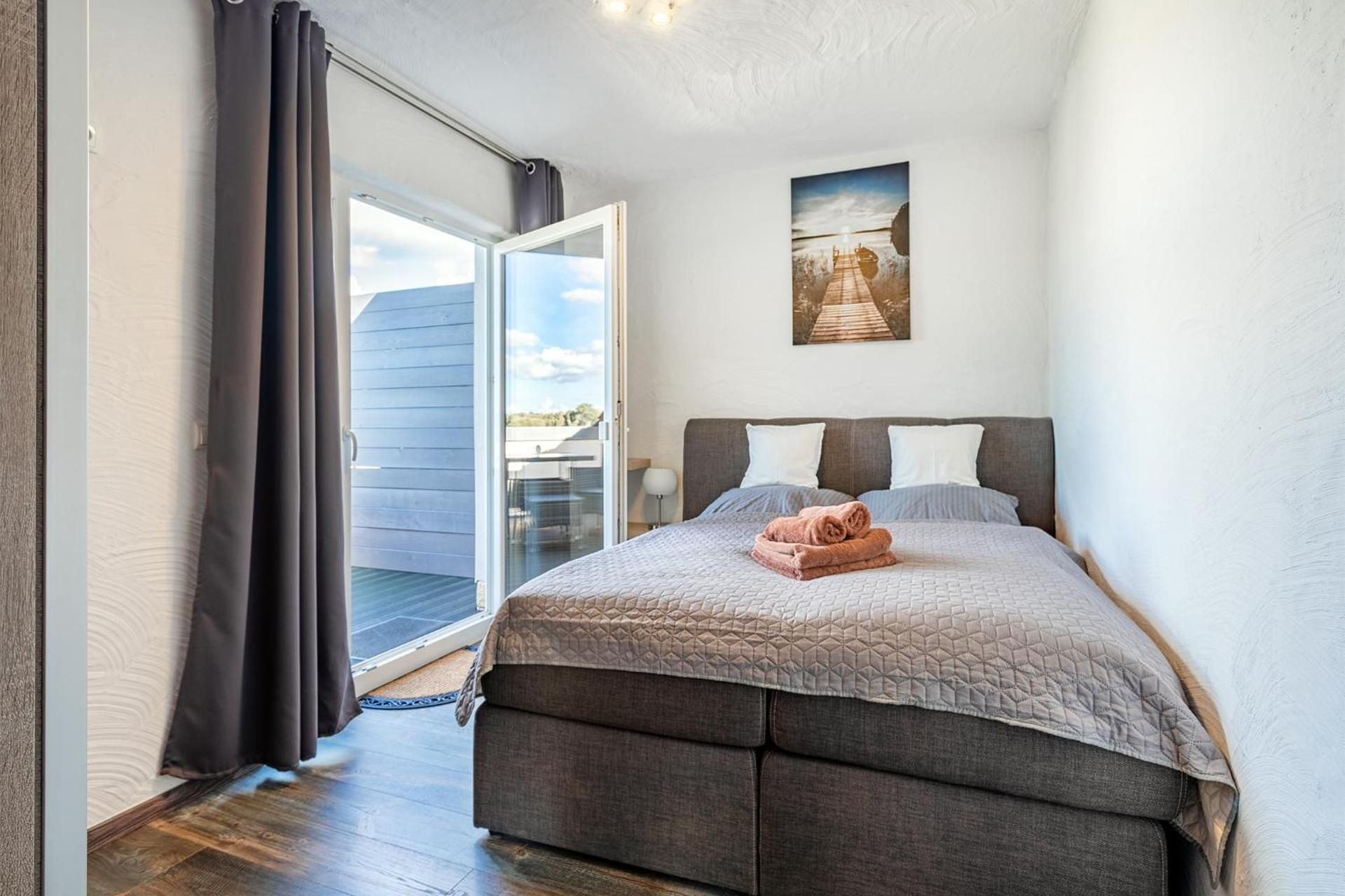 Apartment with Balcony