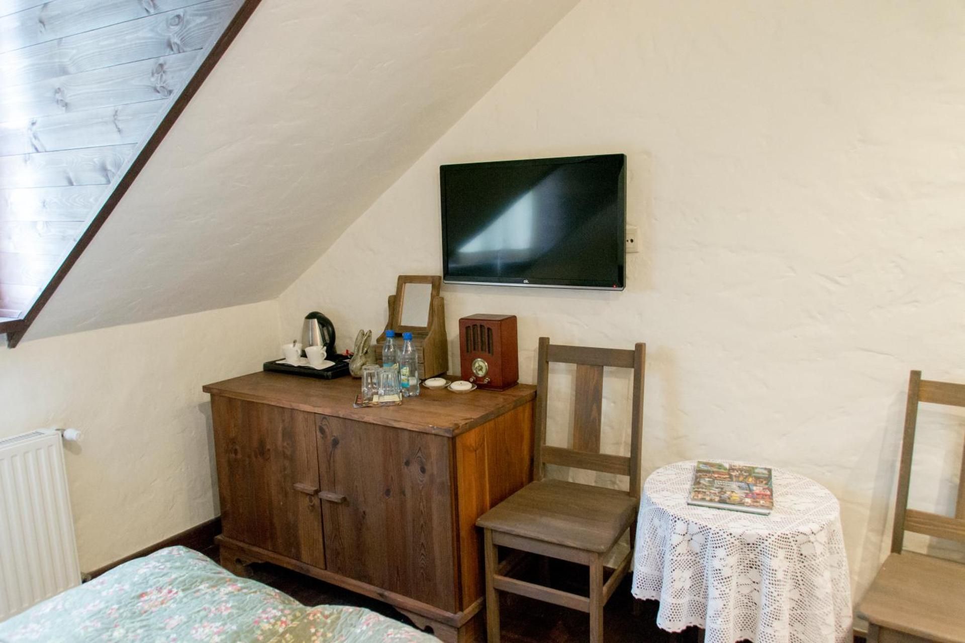 Deluxe Double Room with Shower