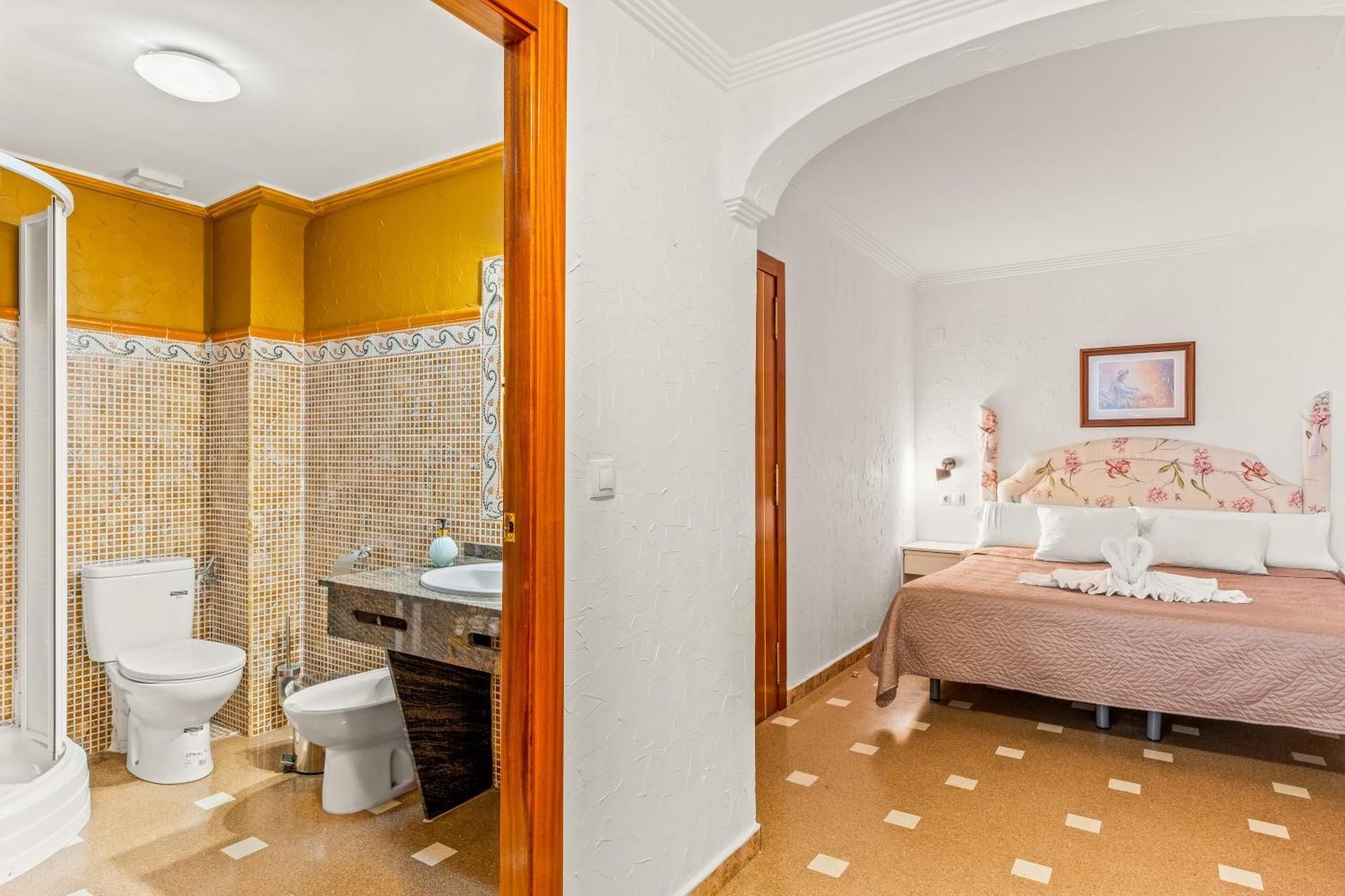 Triple Room with Shower