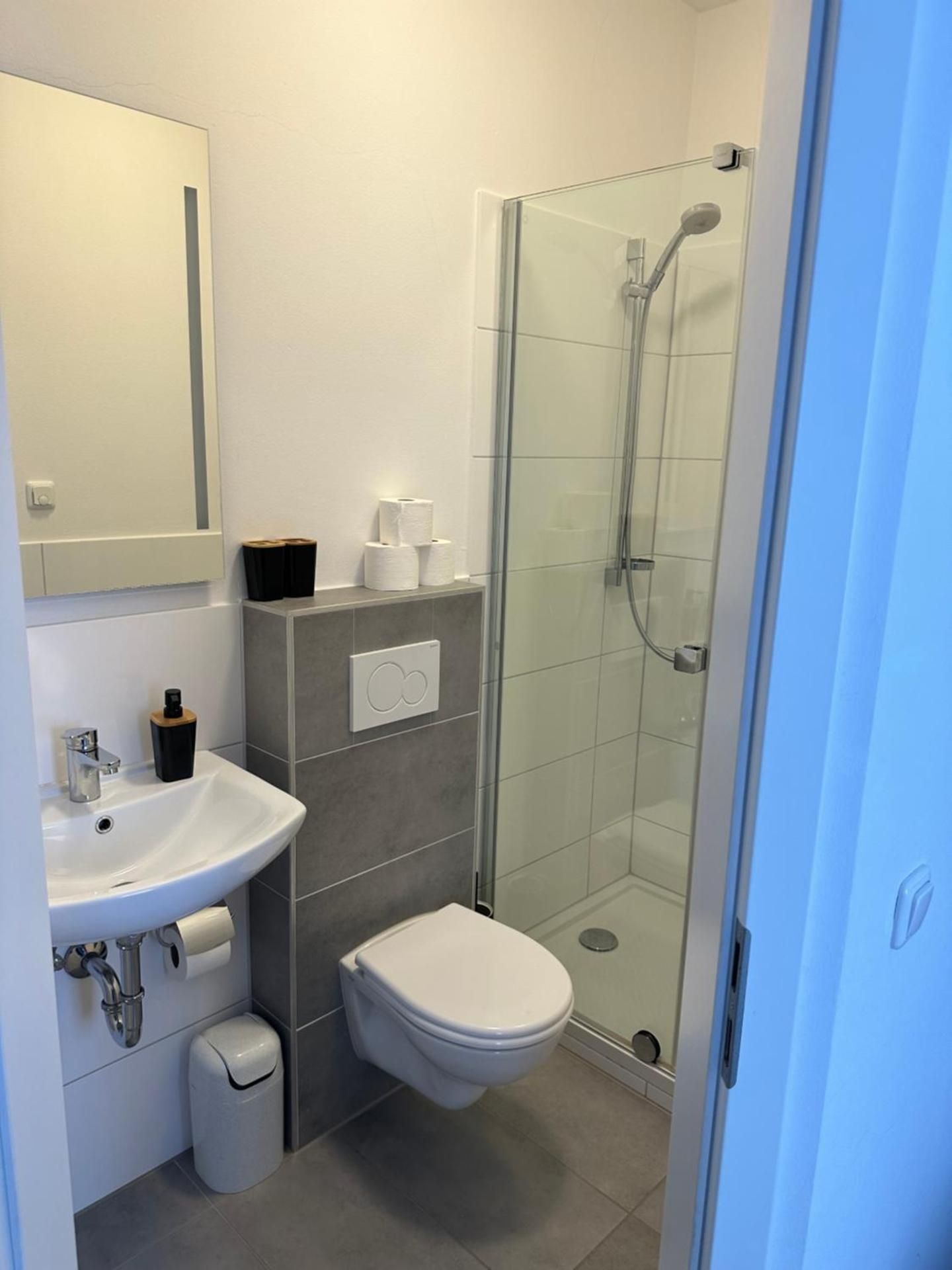 Economy Double Room 4