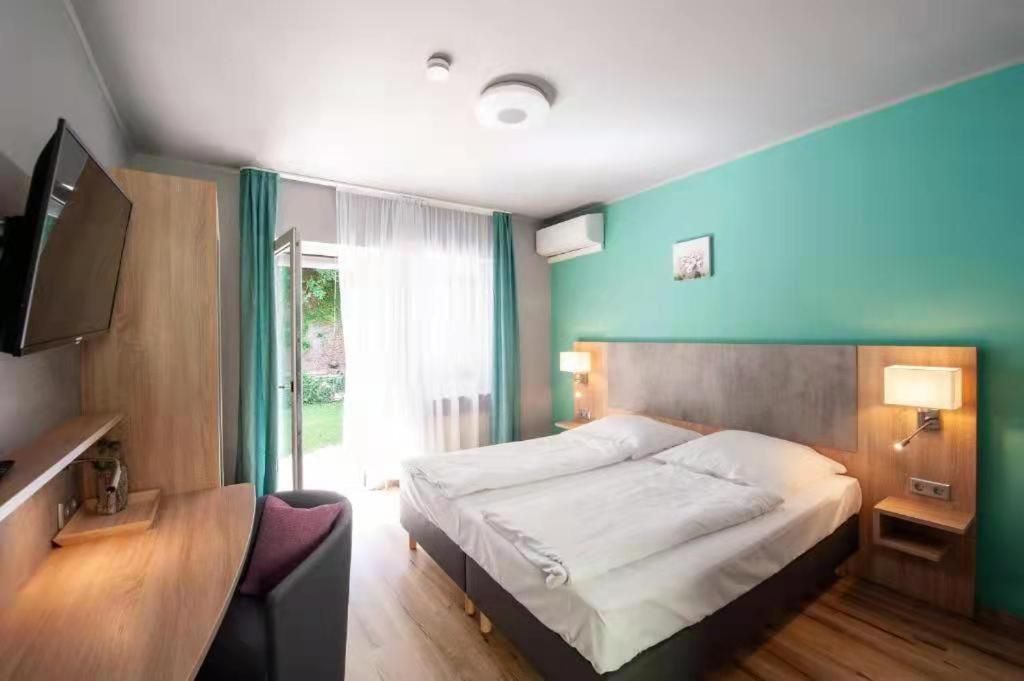 Double Room with Terrace