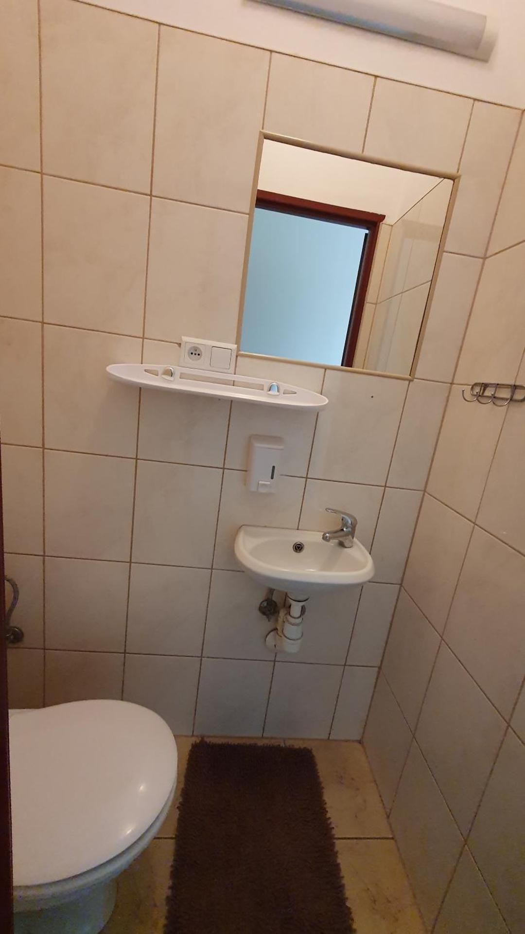 Small Single Room