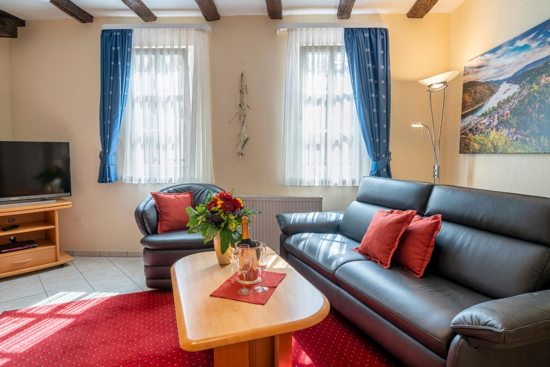 One-Bedroom Apartment (Fürstenberg) - Koblenzer Str. 3