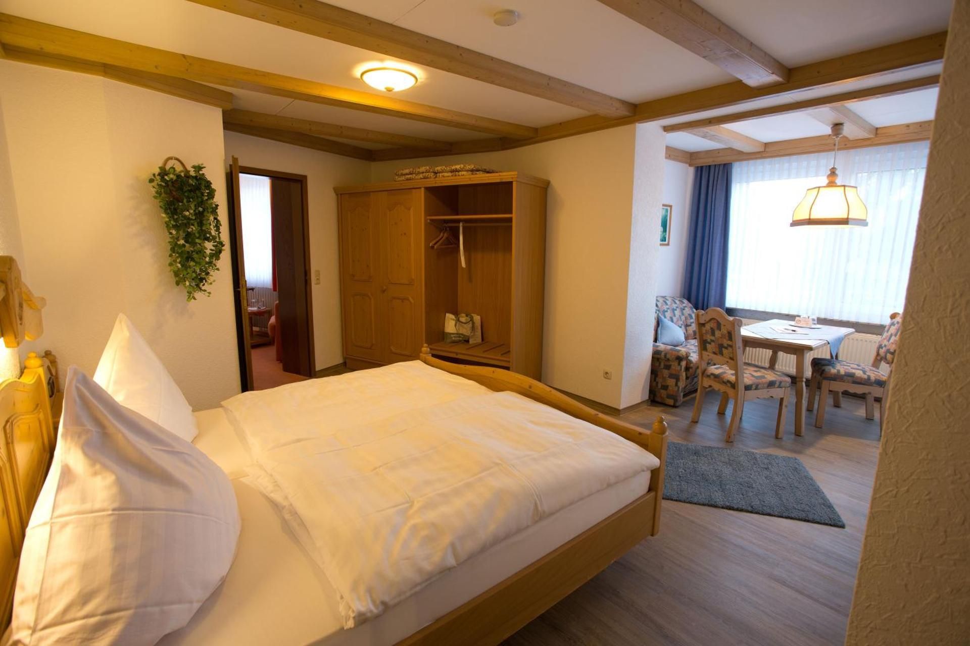 Family Room (4 Adults)