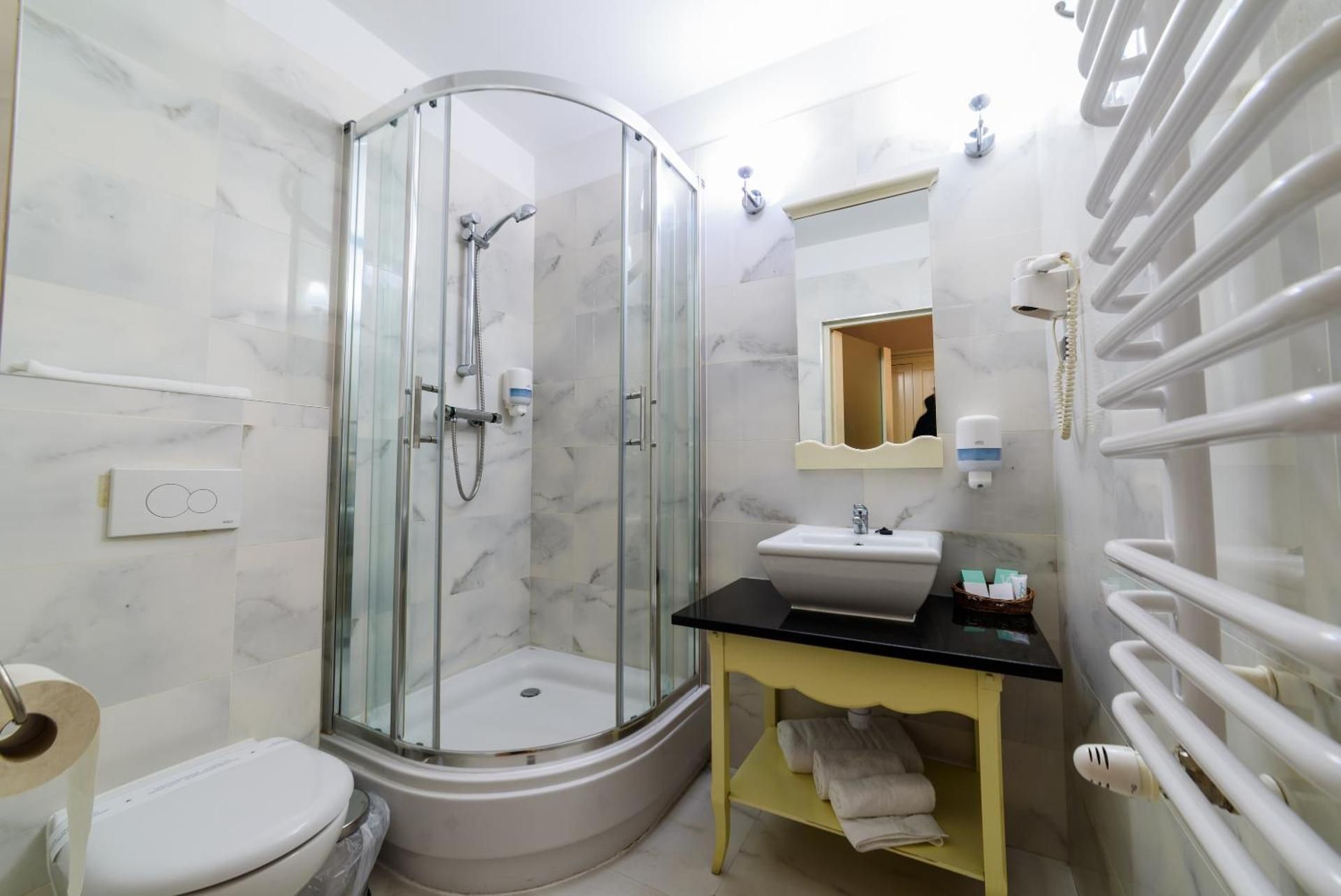 Budget Twin Room - Annex