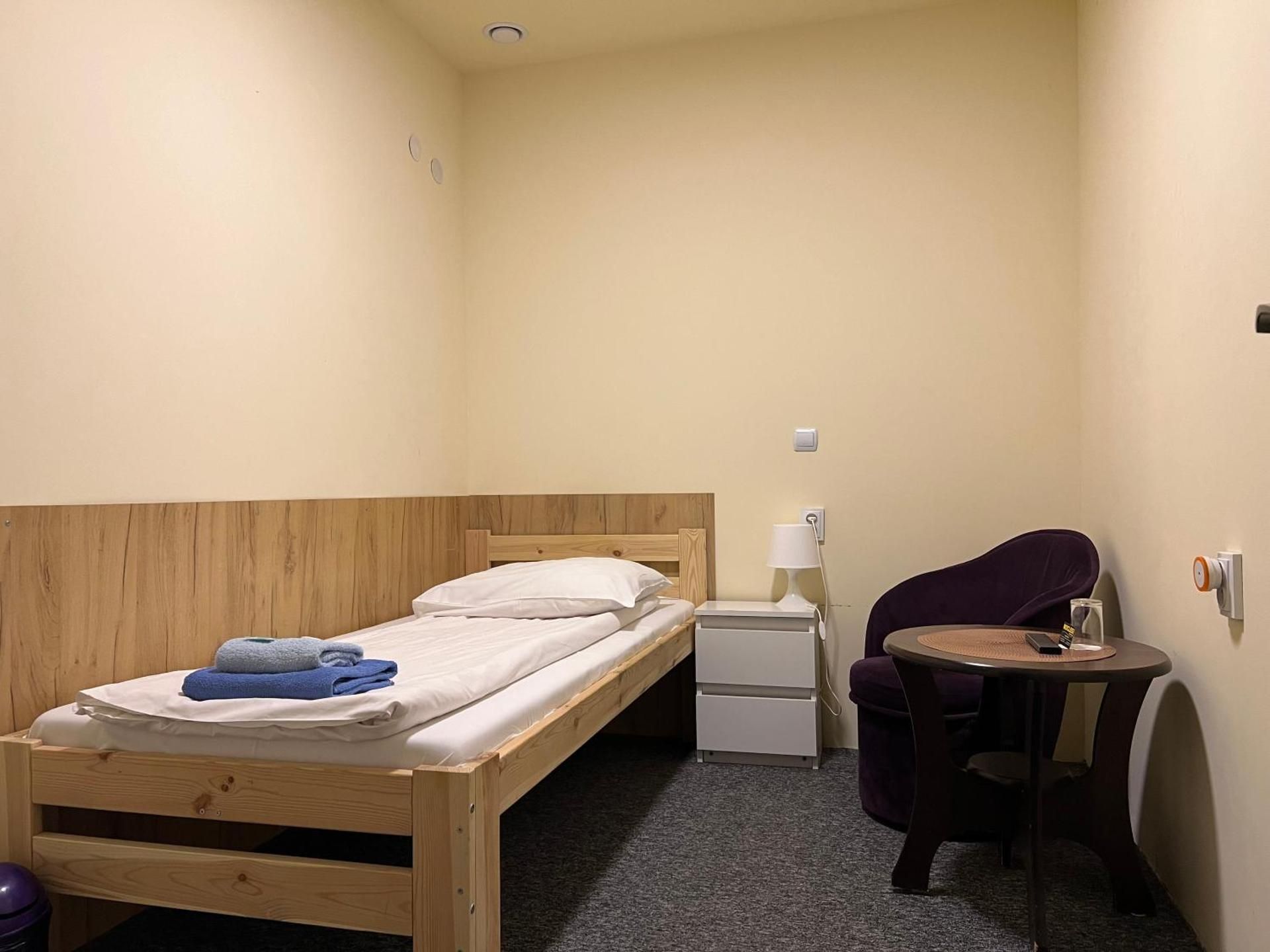 Single Room with Shared Shower and Toilet