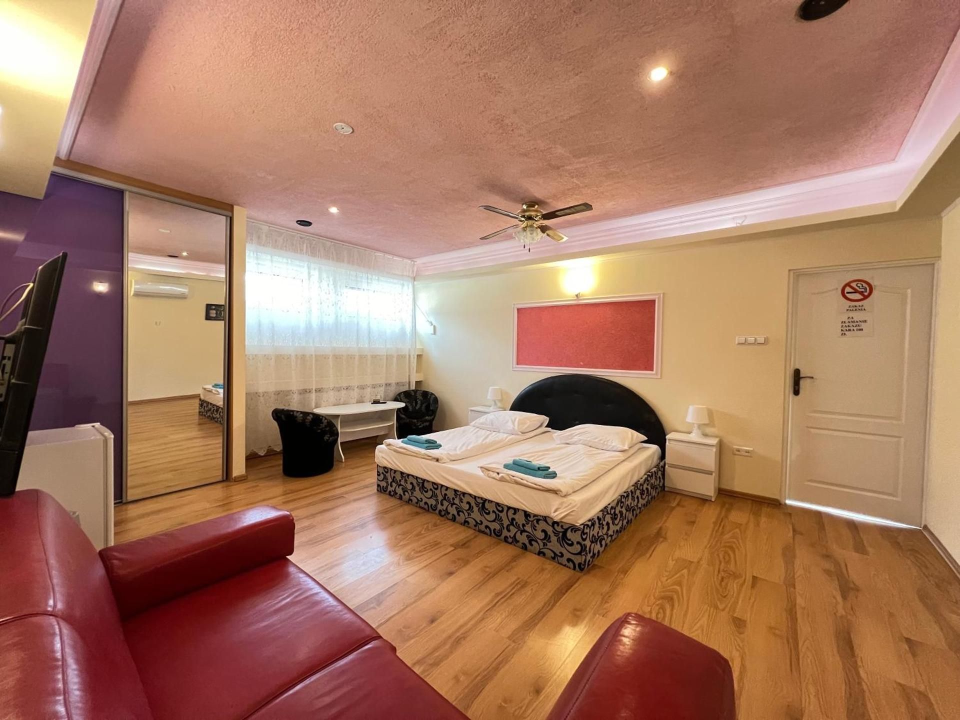 Deluxe Double Room with Bath