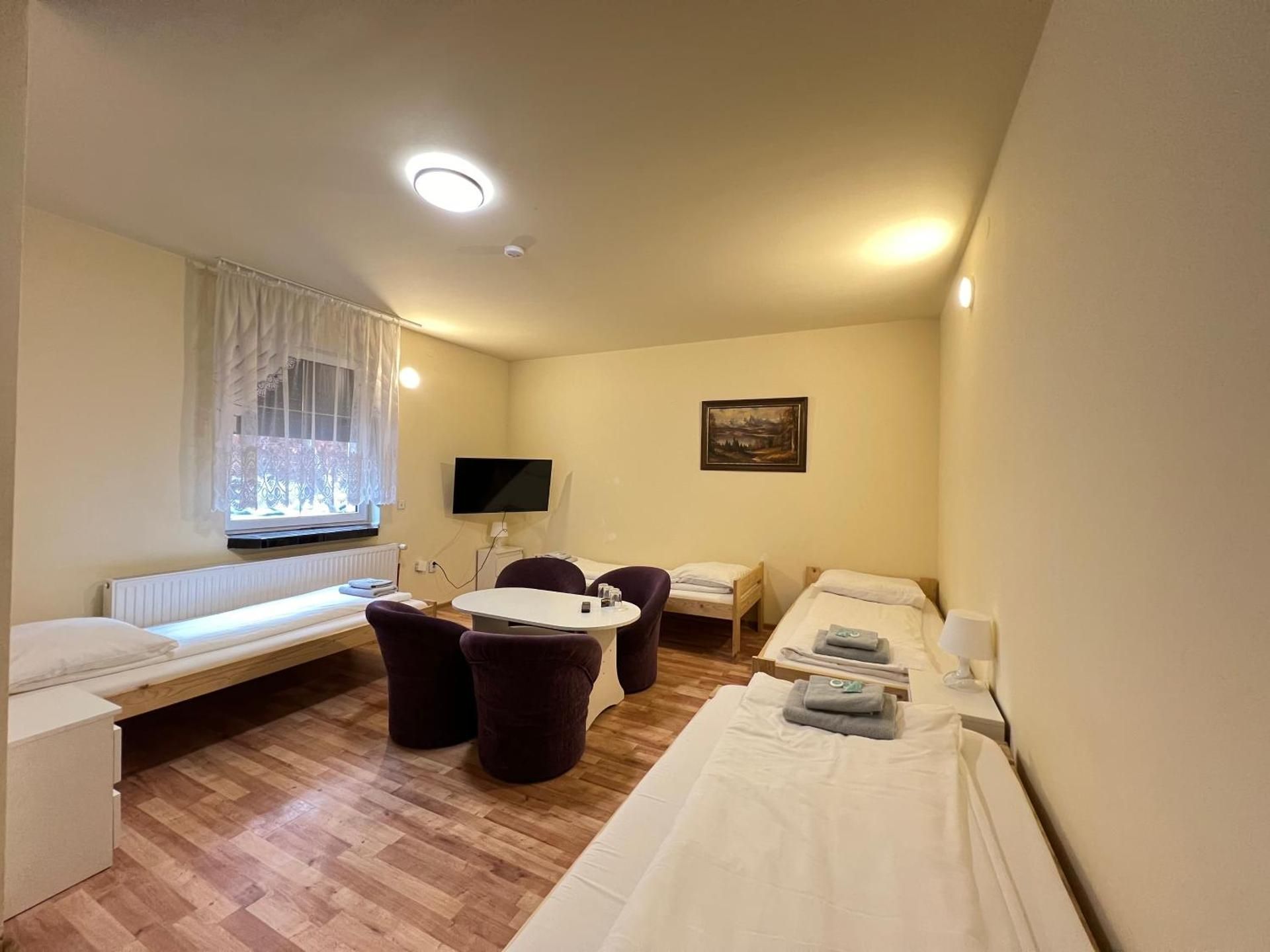 Quadruple Room with Private Bathroom