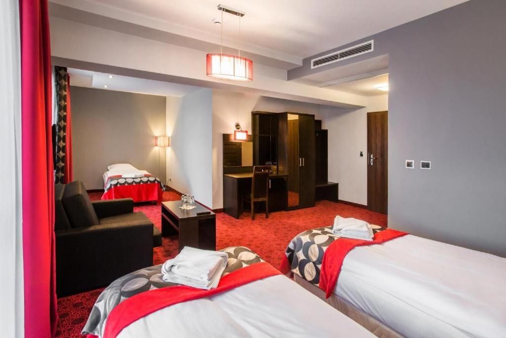 Five-person Family Room