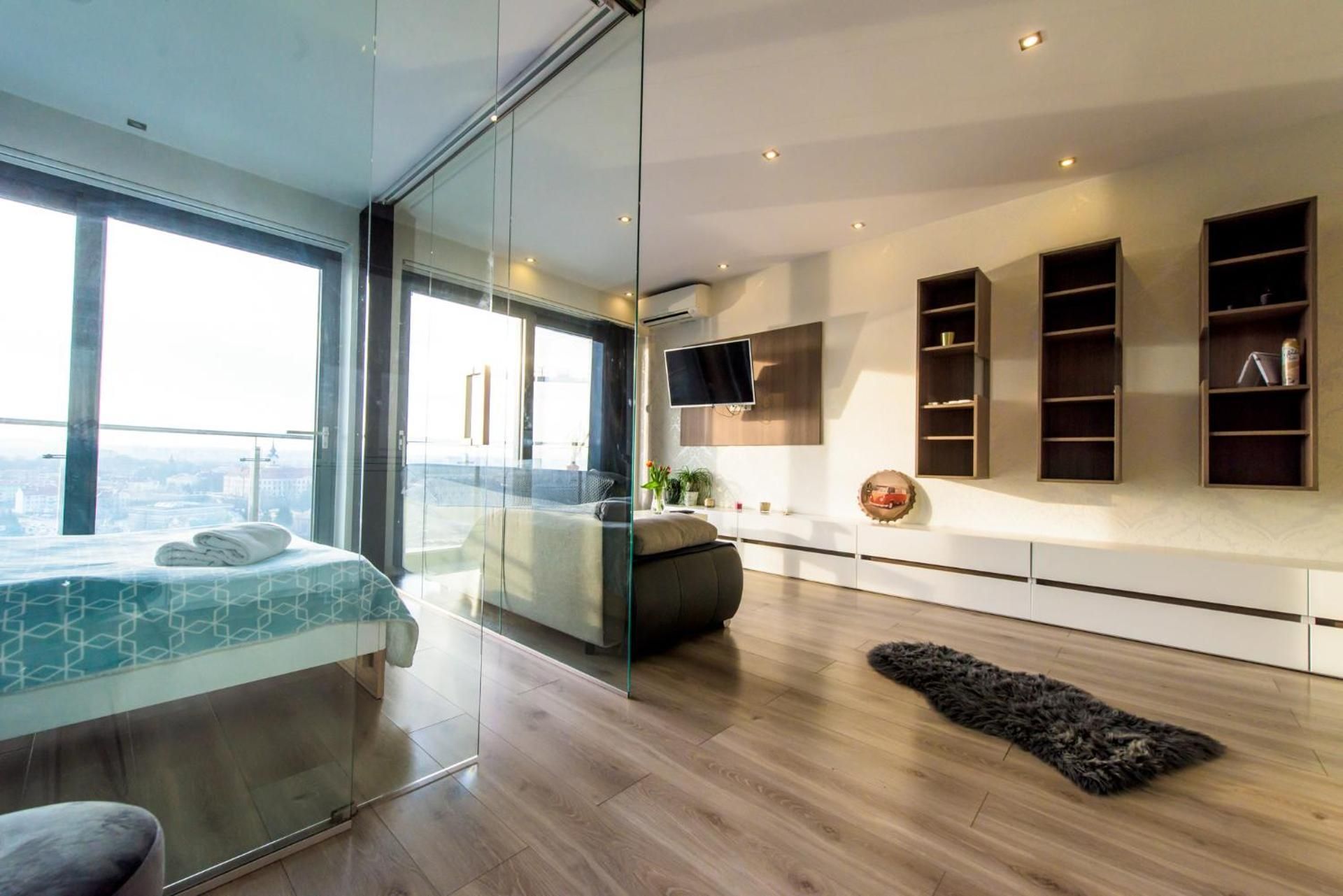 Superior Apartment