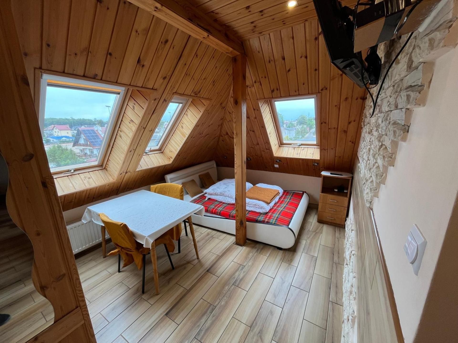 Triple Room with Private Bathroom