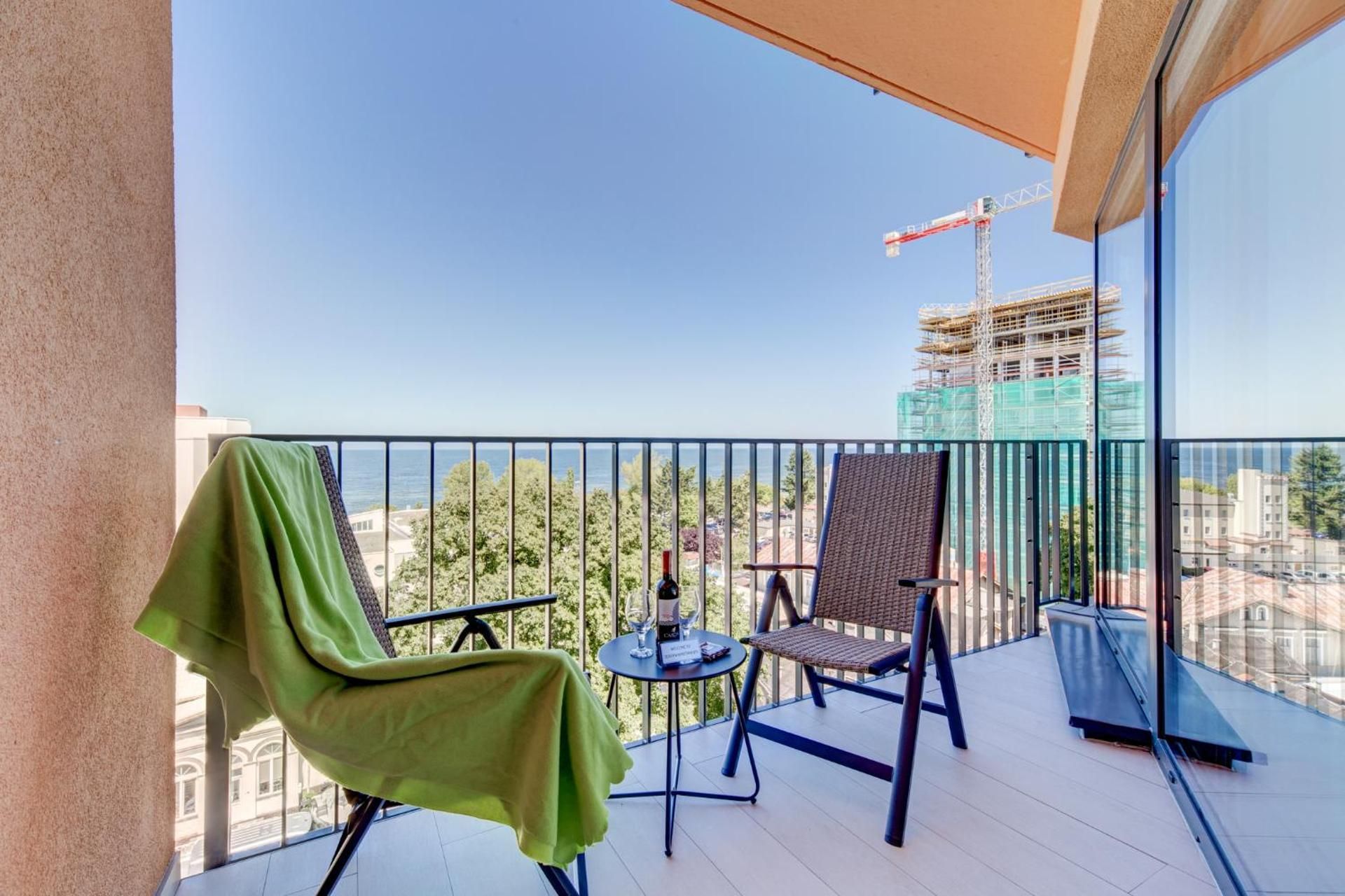 Apartment with Terrace