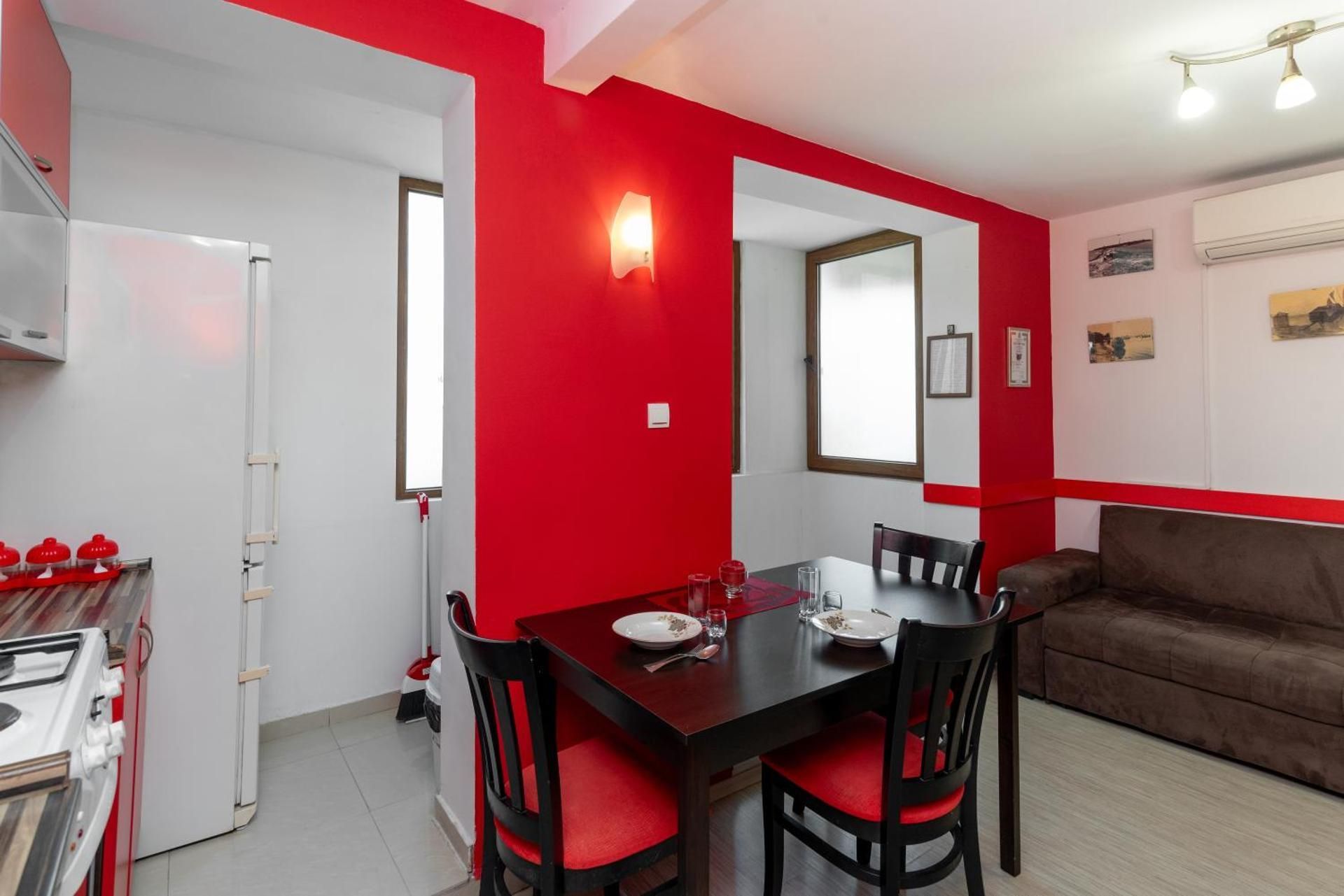 Deluxe Apartment