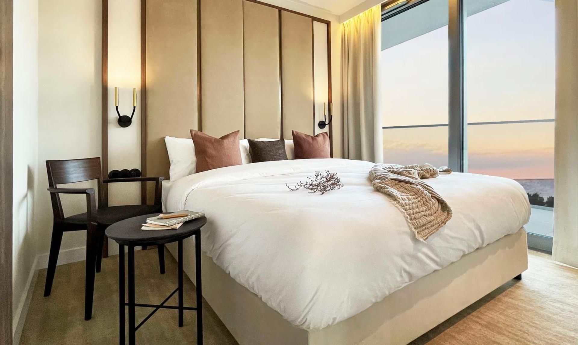 Deluxe Suite with Sea View
