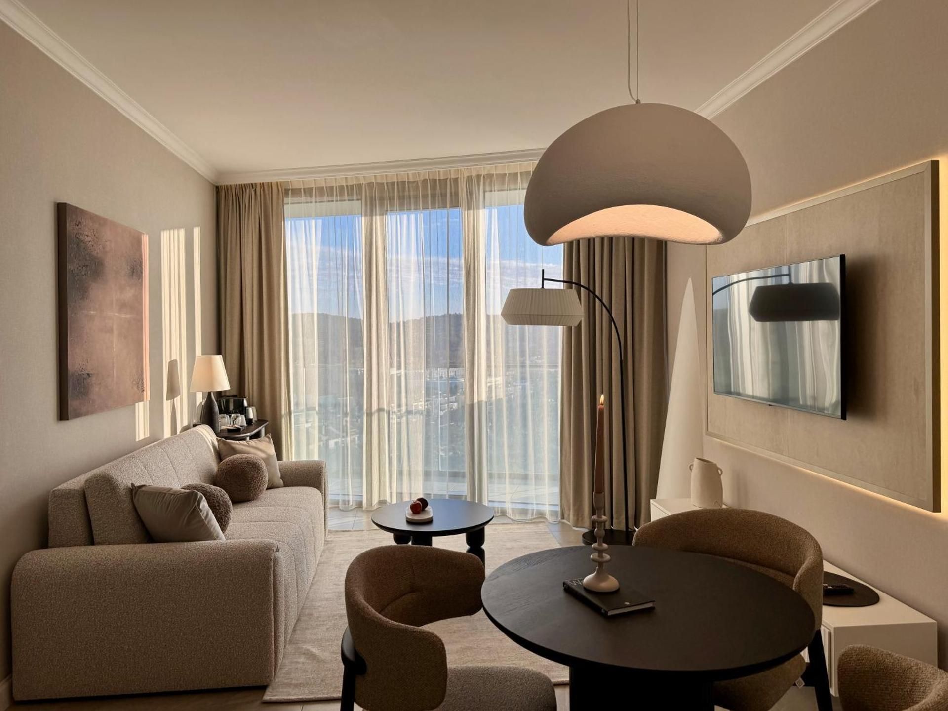 Family Two-Bedroom Apartment with View