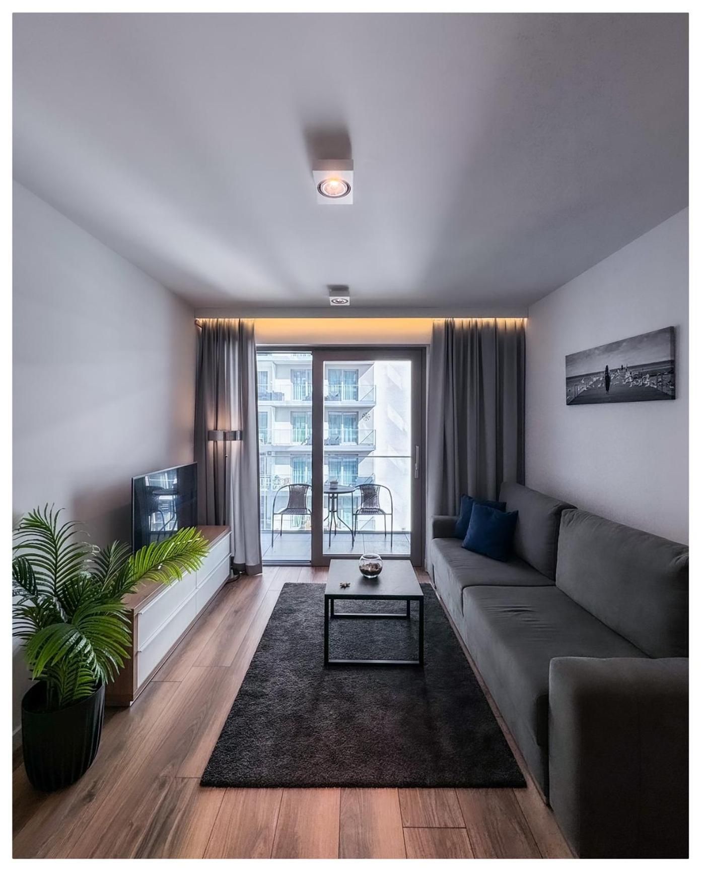 Apartment with Balcony