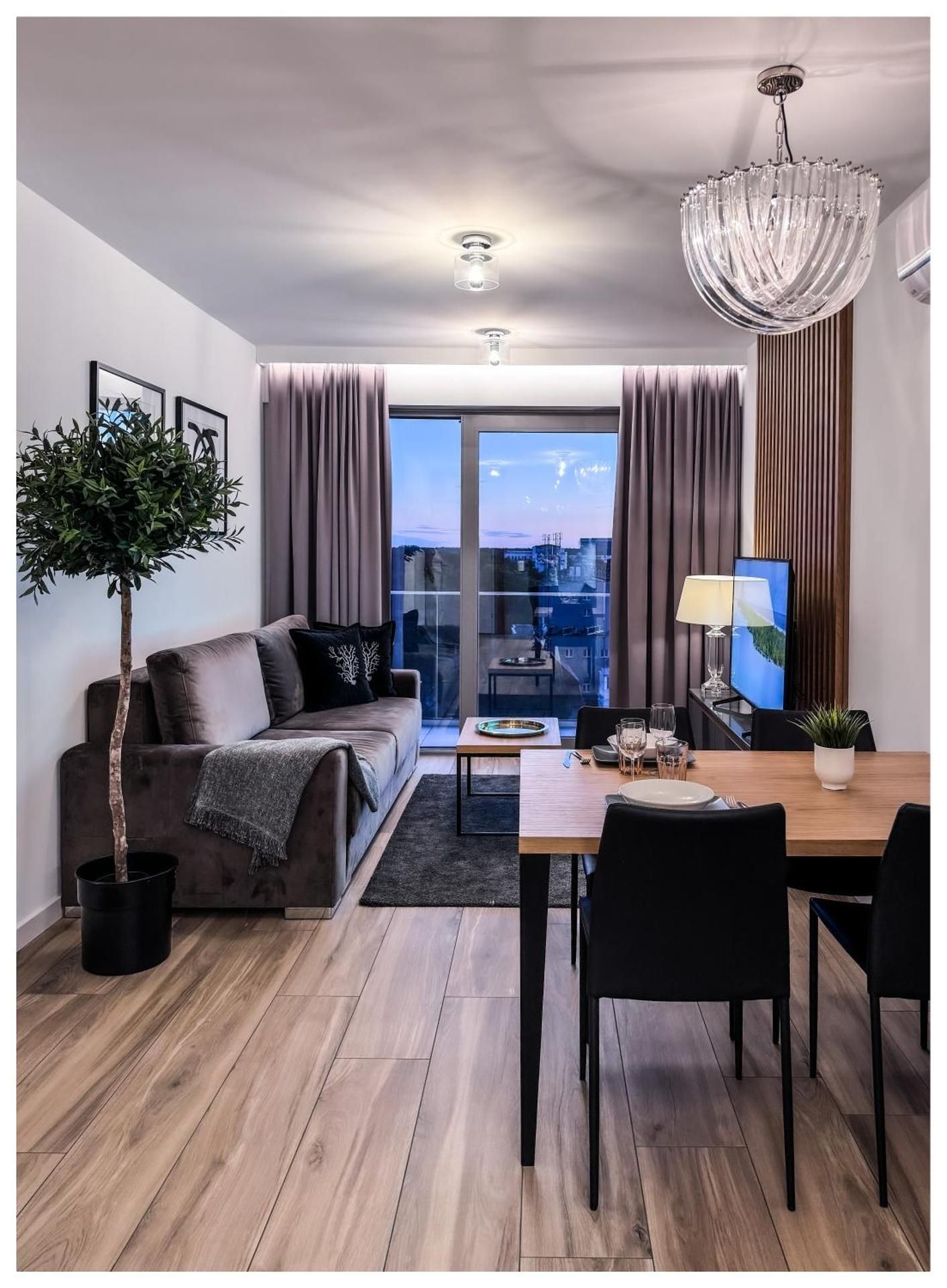 Deluxe Suite with Sea View